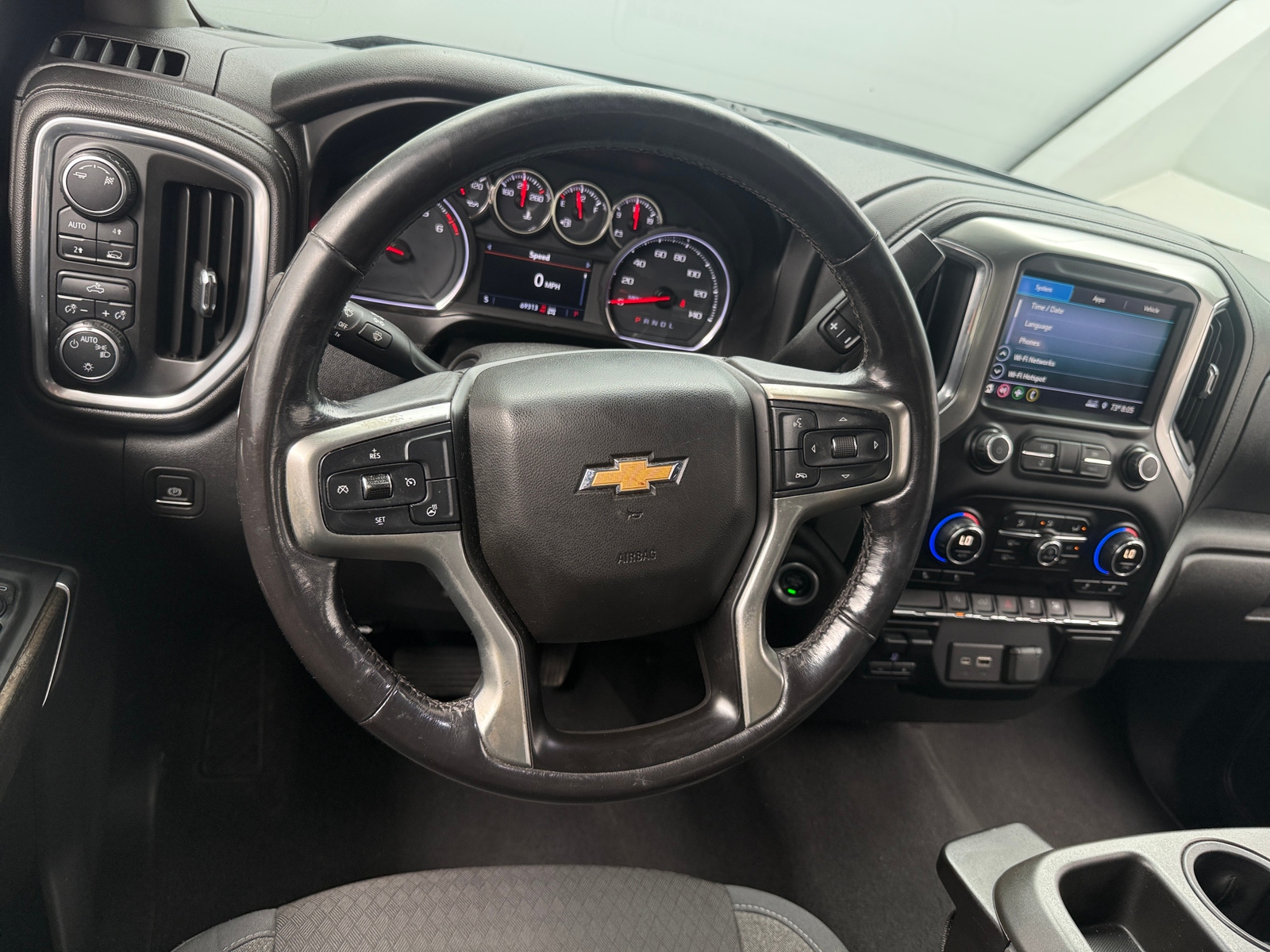 Thumbnail: 2019 Chevrolet Silverado 1500 - 5
