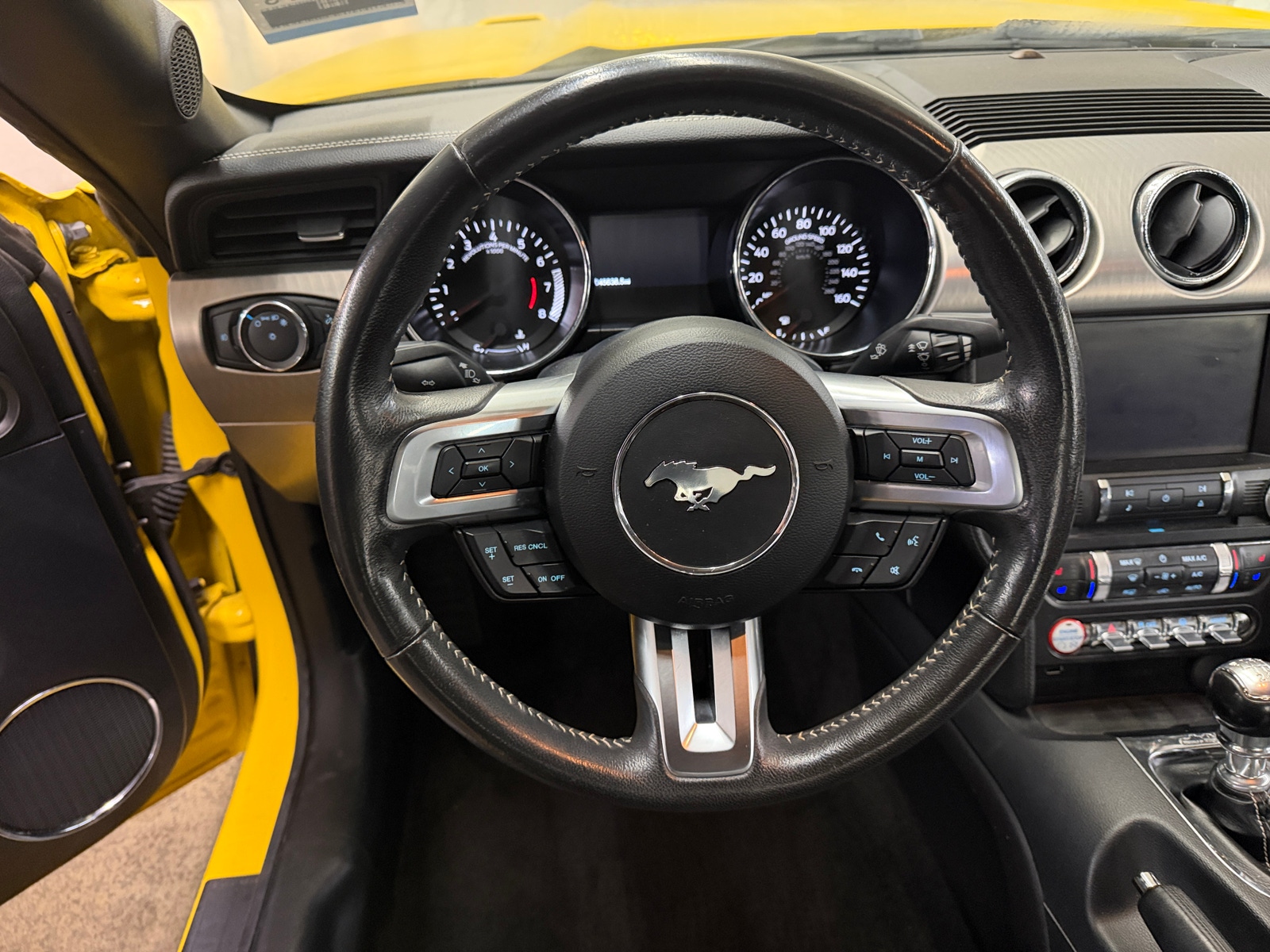 Thumbnail: 2015 Ford Mustang - 3