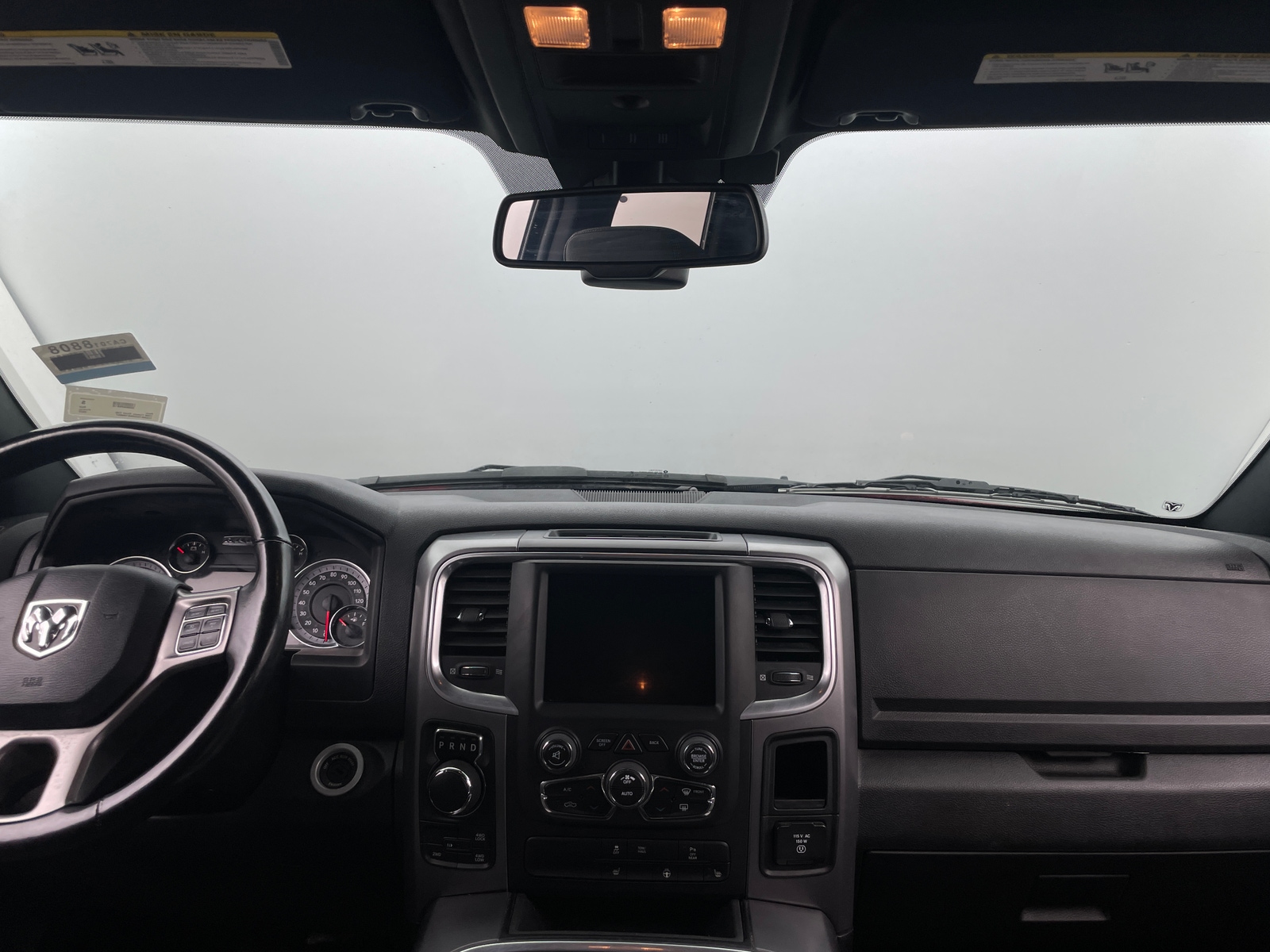 Thumbnail: 2022 RAM 1500 Classic - 3