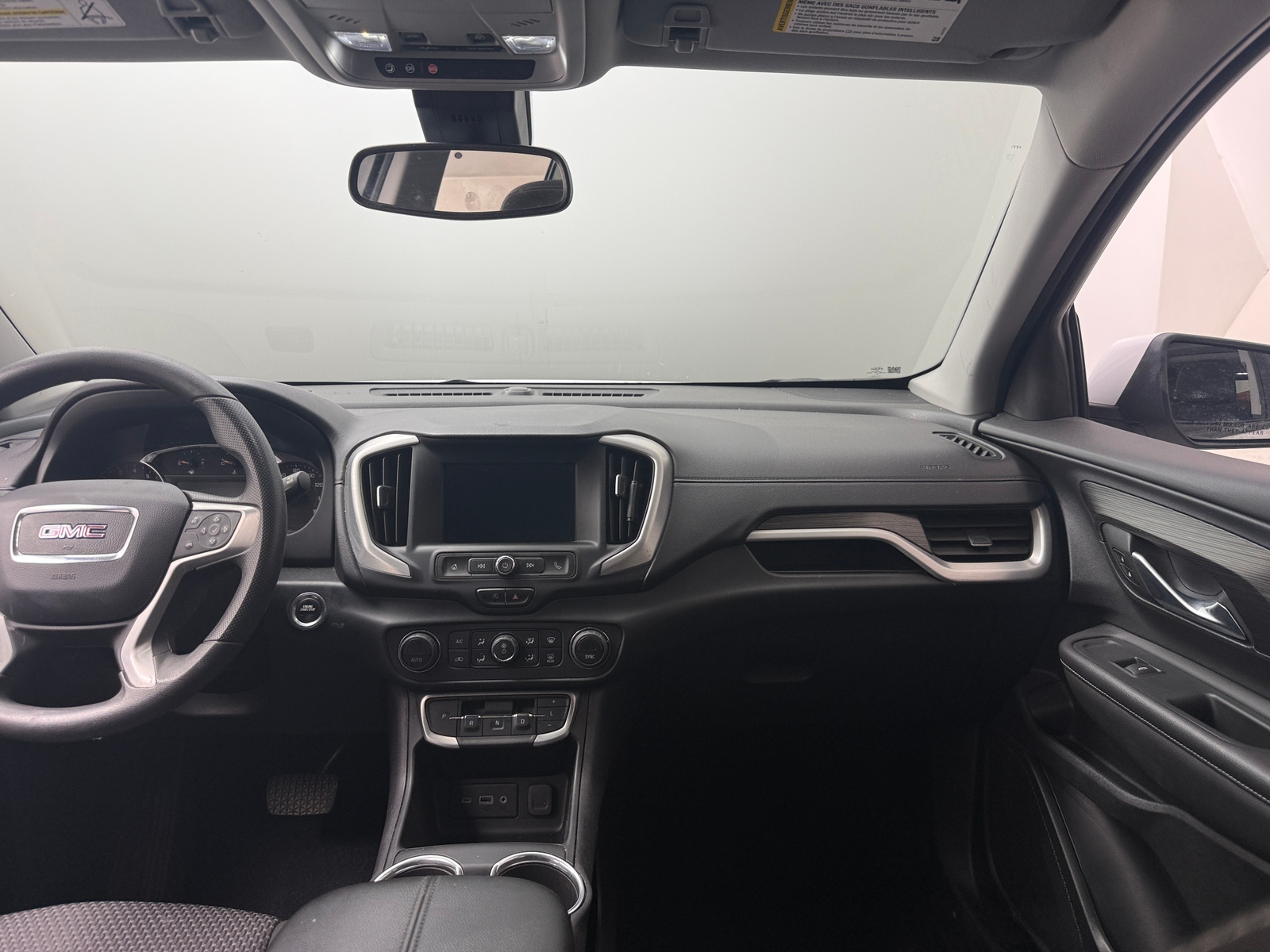Thumbnail: 2022 GMC Terrain - 3