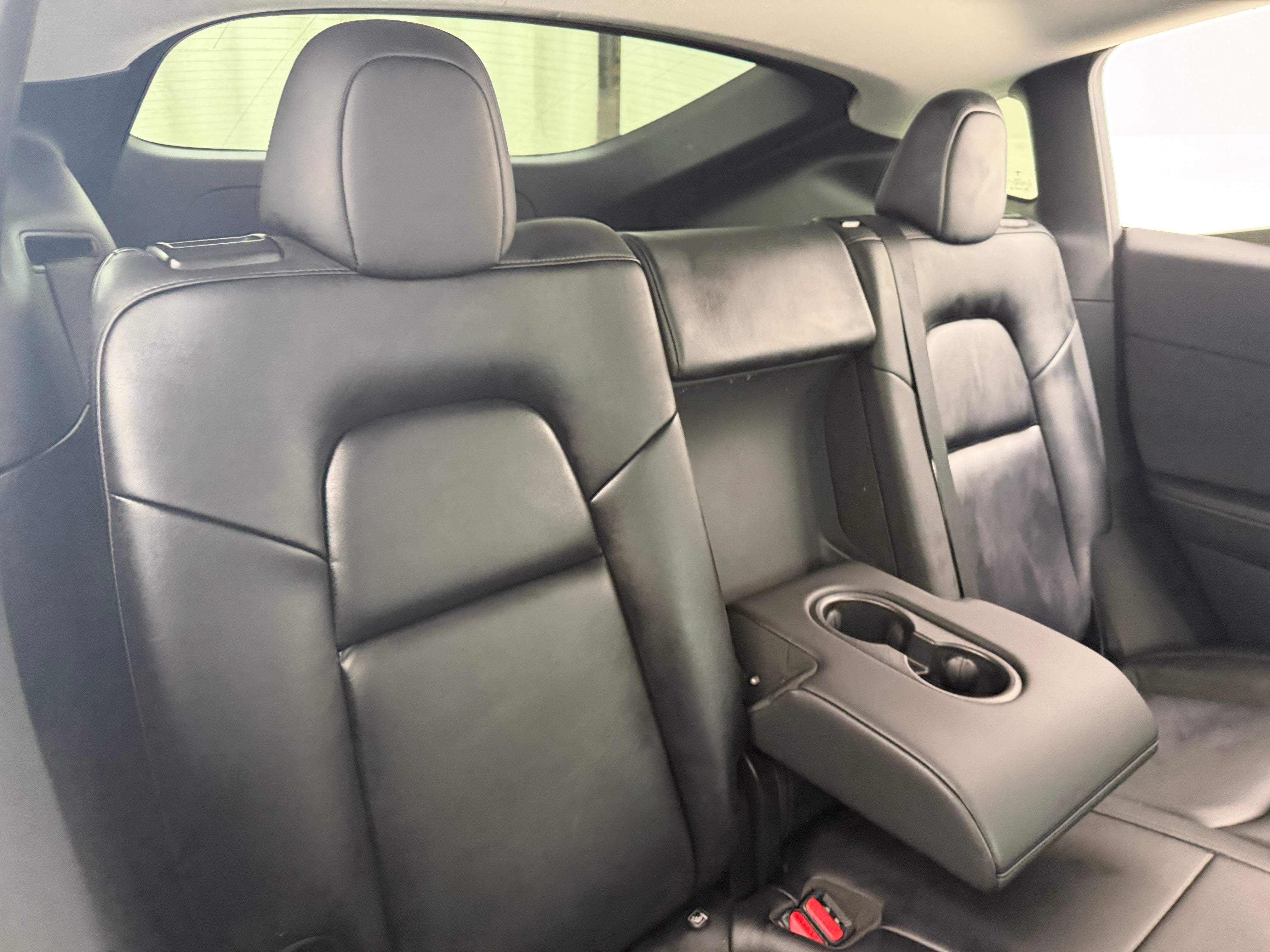 Used 2021 Tesla Model Y Long Range with VIN 5YJYGDEEXMF285677 for sale in Auburn, WA