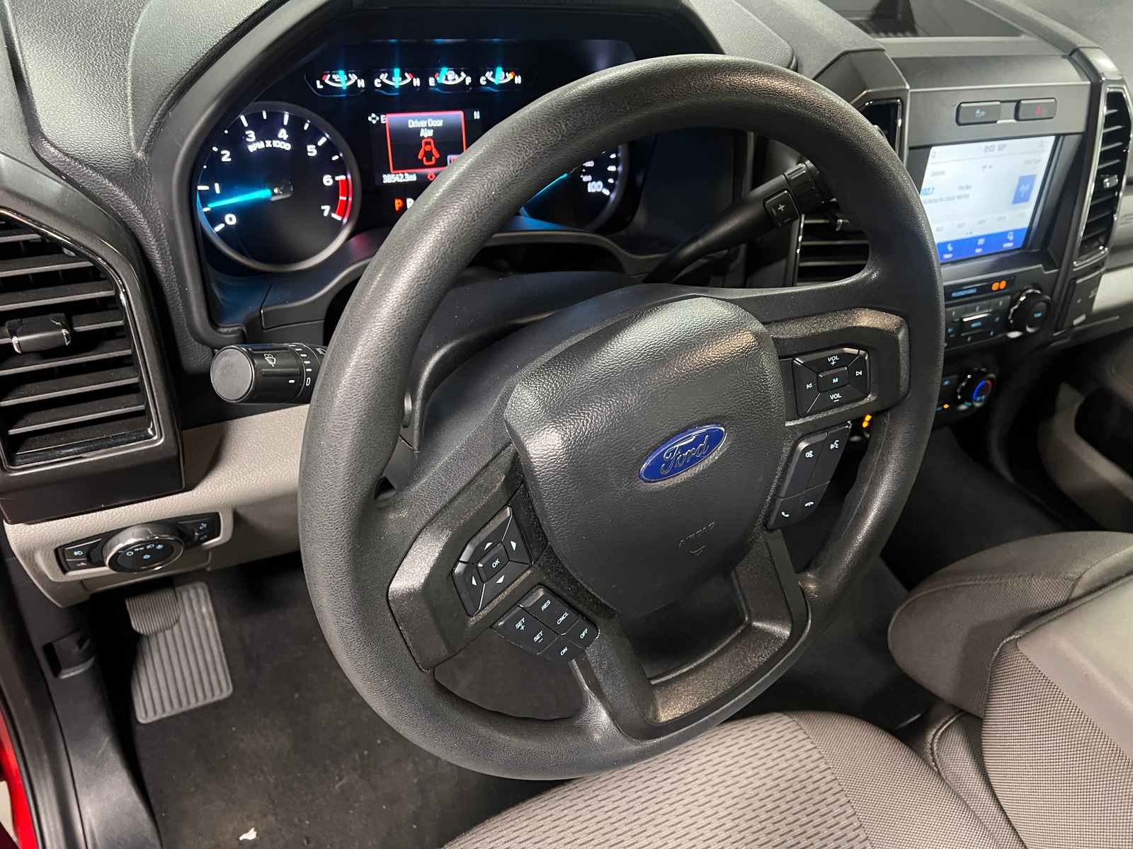 Thumbnail: 2022 Ford Econoline - 5