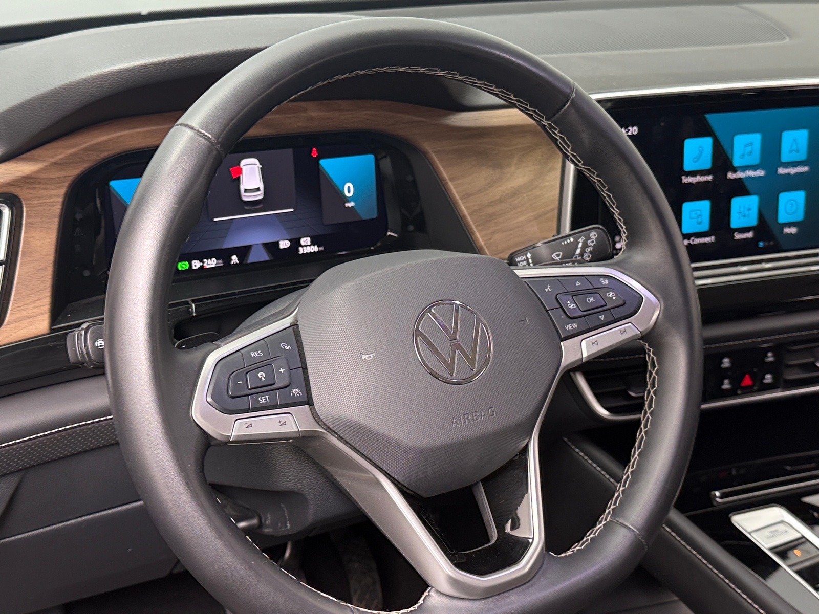 Thumbnail: 2025 Volkswagen Atlas - 4