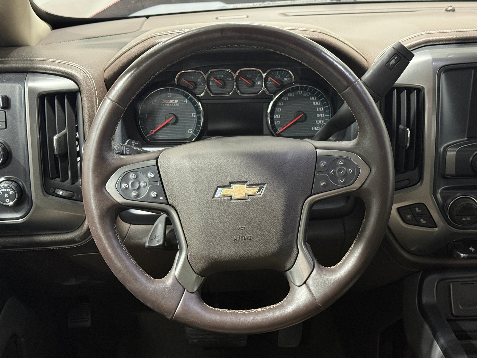 Thumbnail: 2017 Chevrolet Silverado 1500 - 4