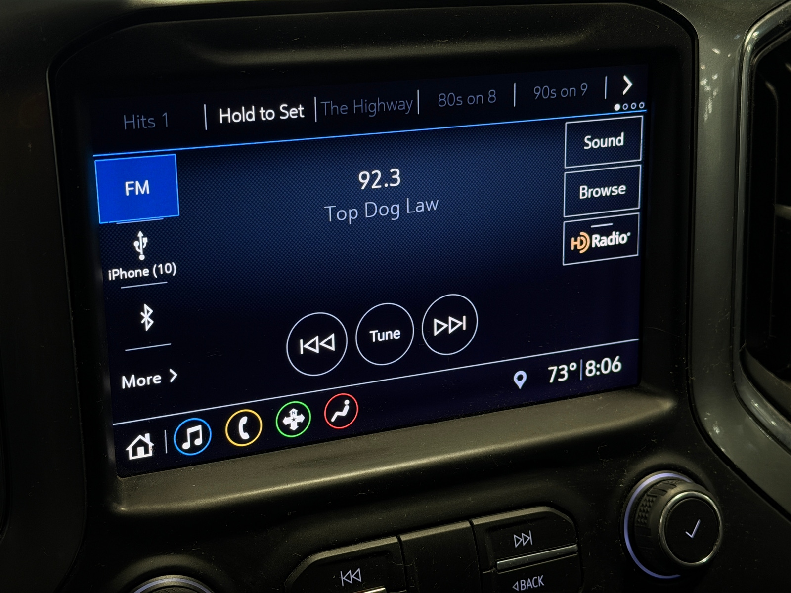 Thumbnail: 2019 Chevrolet Silverado 1500 - 4