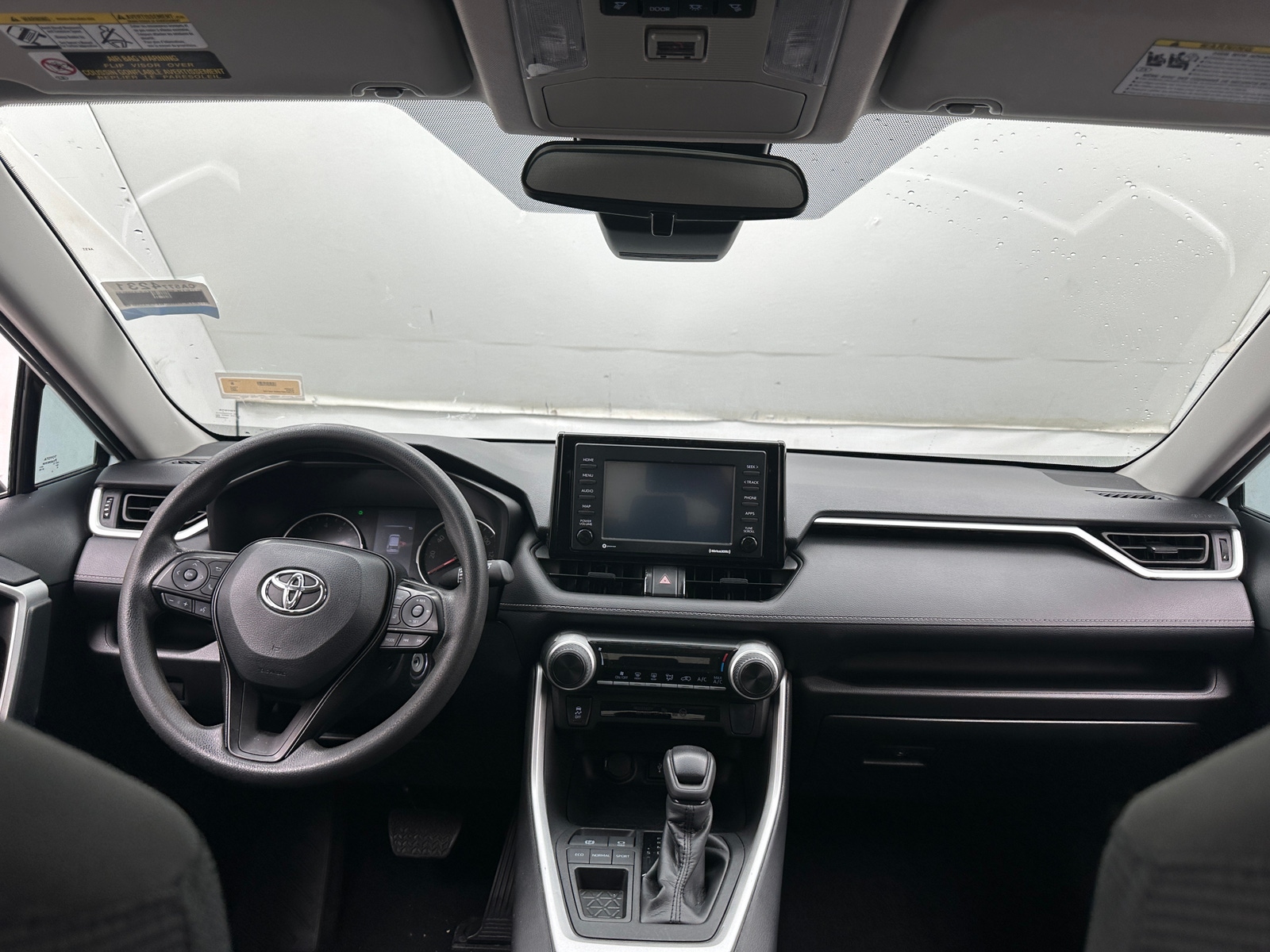Thumbnail: 2022 Toyota RAV4 - 3