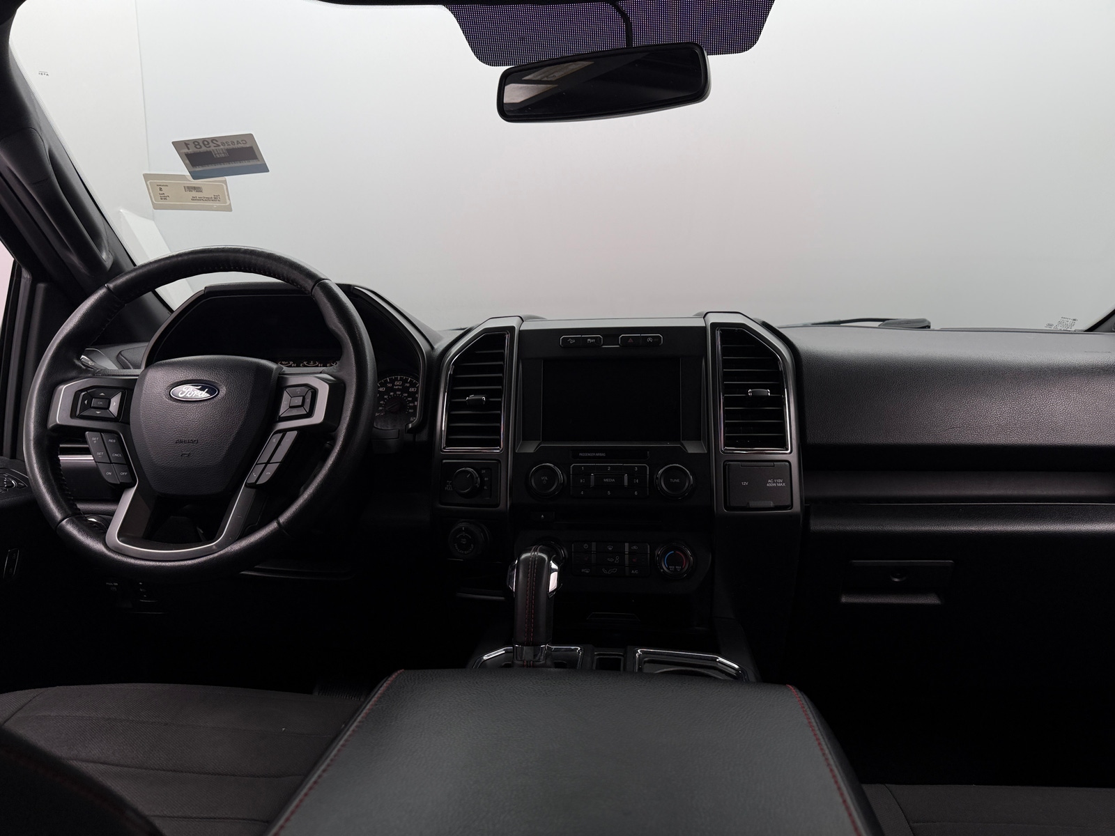 Thumbnail: 2018 Ford Econoline - 3