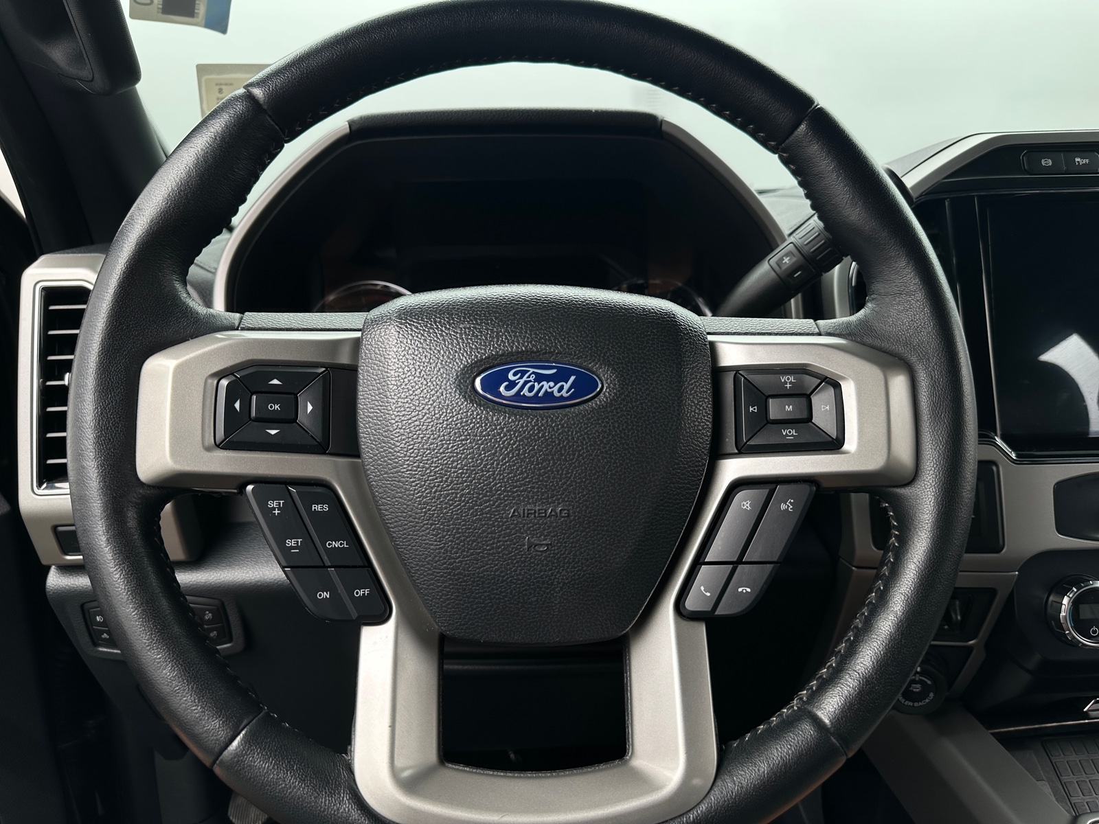Thumbnail: 2022 Ford Econoline - 4