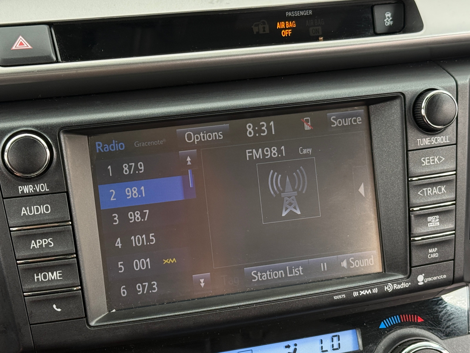 Thumbnail: 2016 Toyota RAV4 - 4