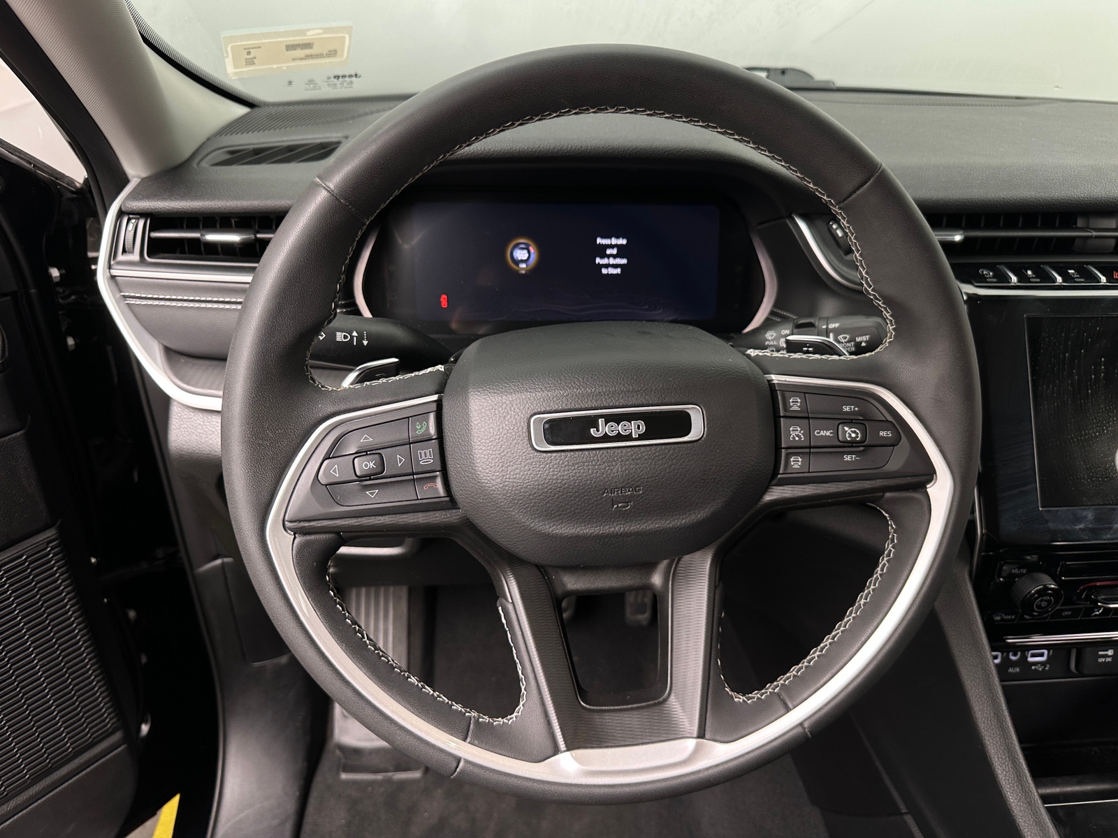 Thumbnail: 2023 Jeep Grand Cherokee - 5