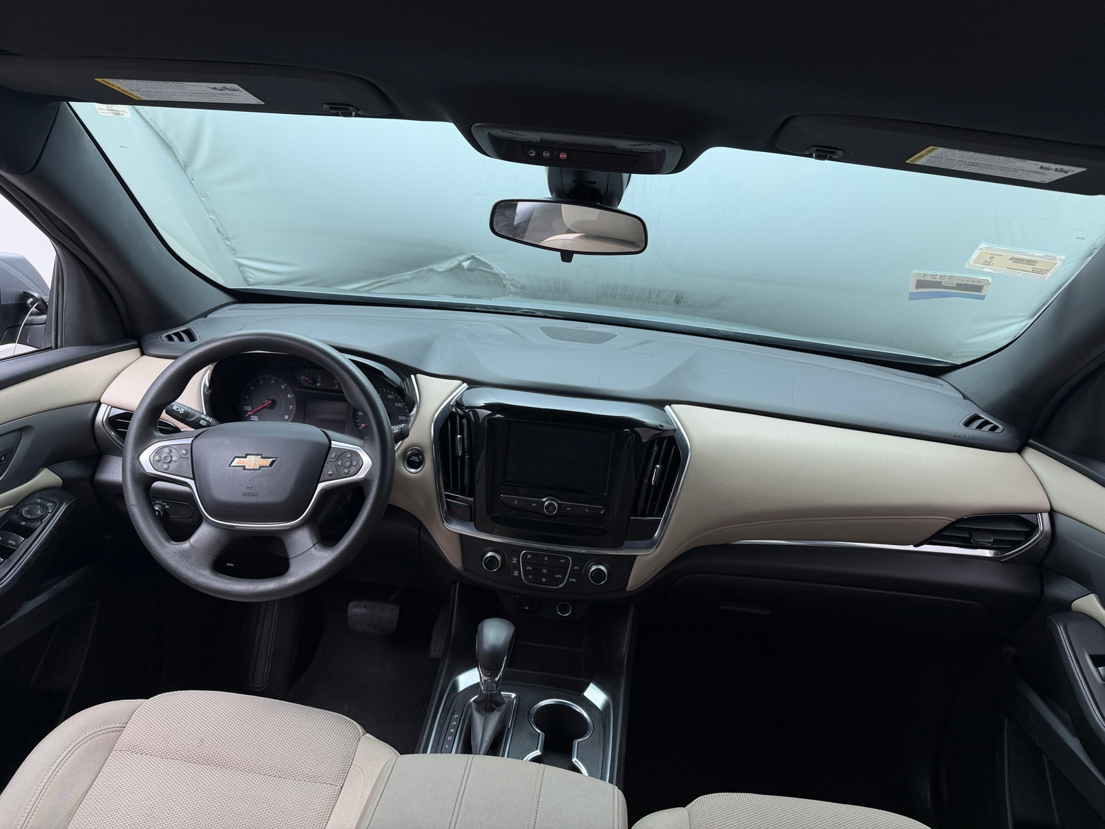 Thumbnail: 2023 Chevrolet Traverse - 3