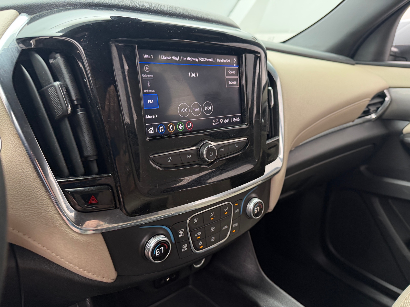 Thumbnail: 2023 Chevrolet Traverse - 4