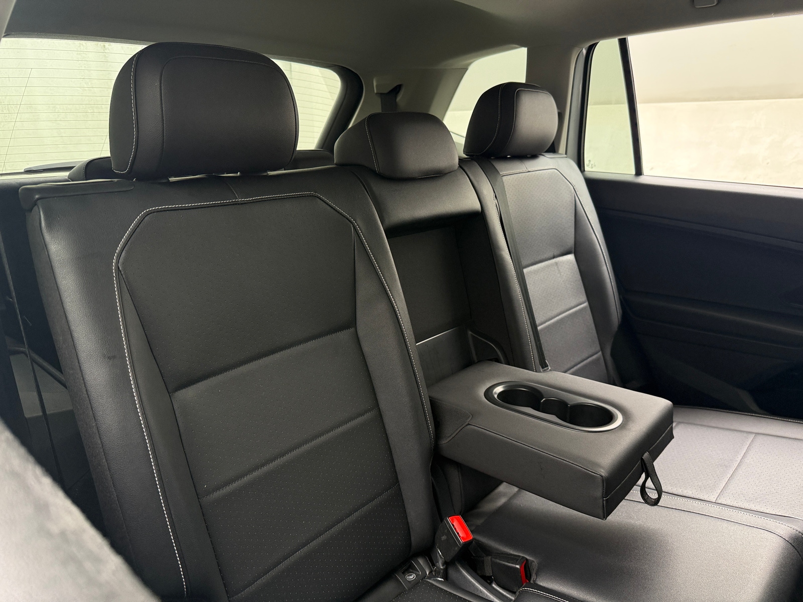 Thumbnail: 2021 Volkswagen Tiguan - 5