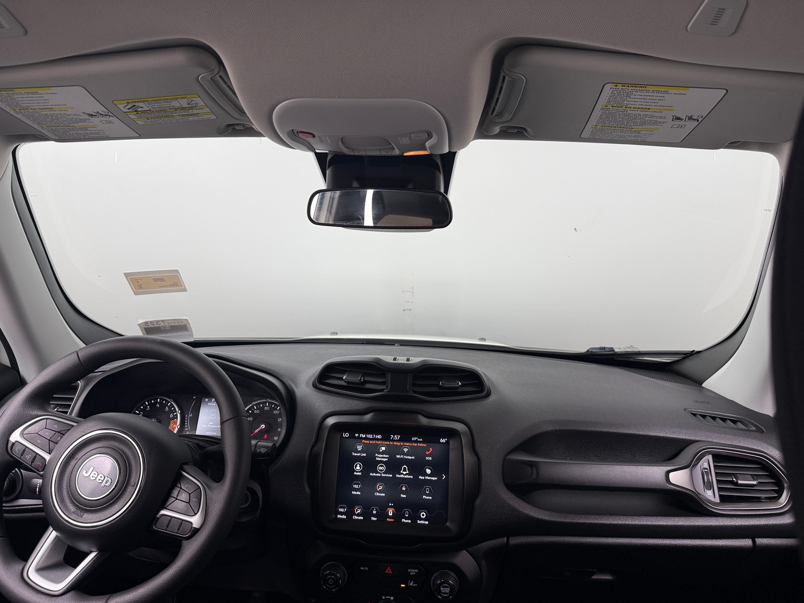 Thumbnail: 2023 Jeep Renegade - 3