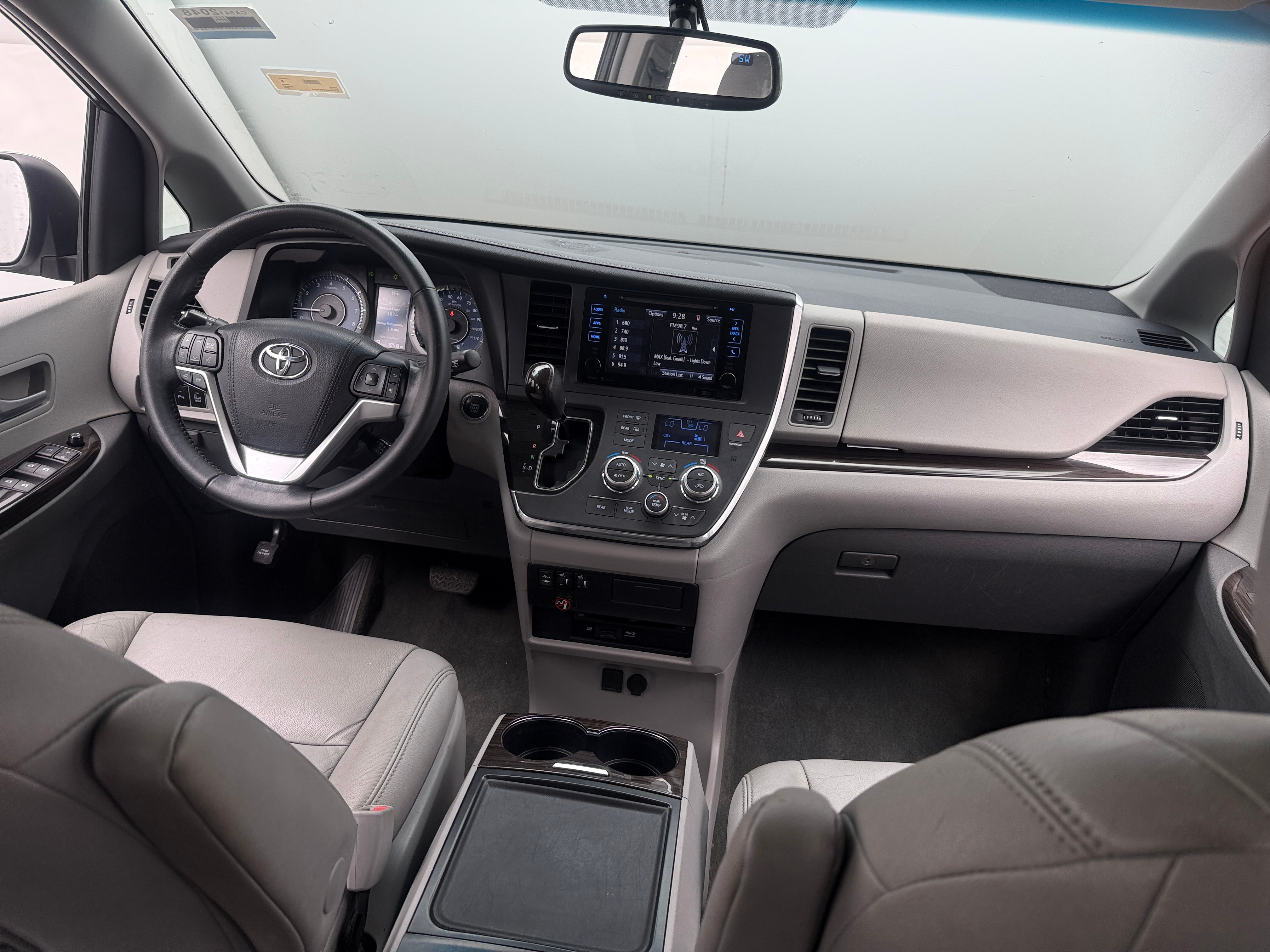 2015 Toyota Sienna