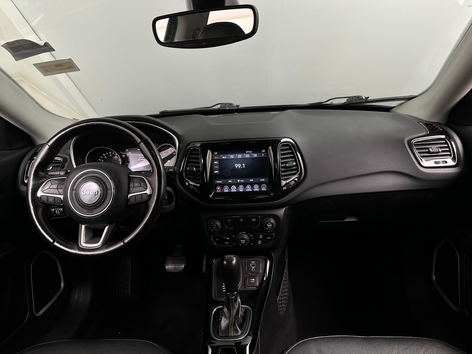 Thumbnail: 2019 Jeep Compass - 2