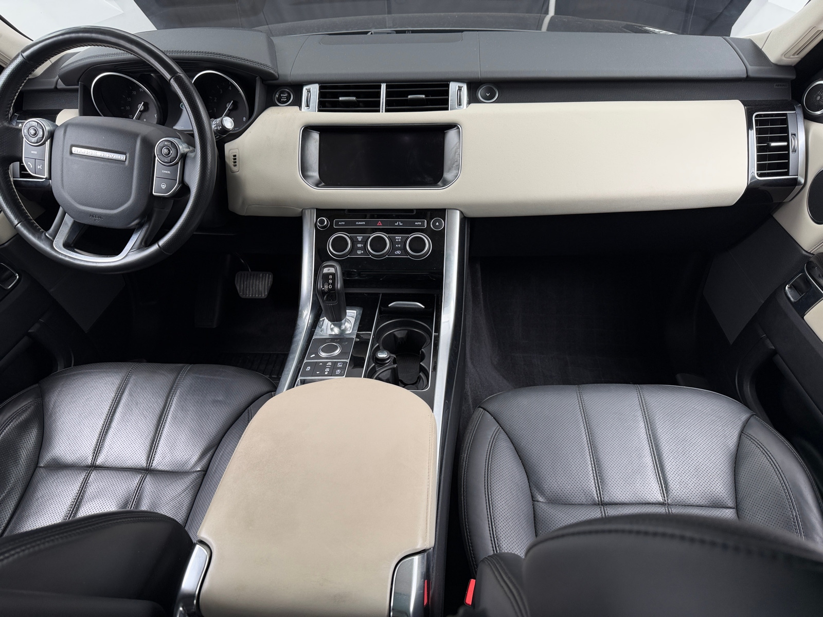 Thumbnail: 2017 Land Rover Range Rover Sport - 2