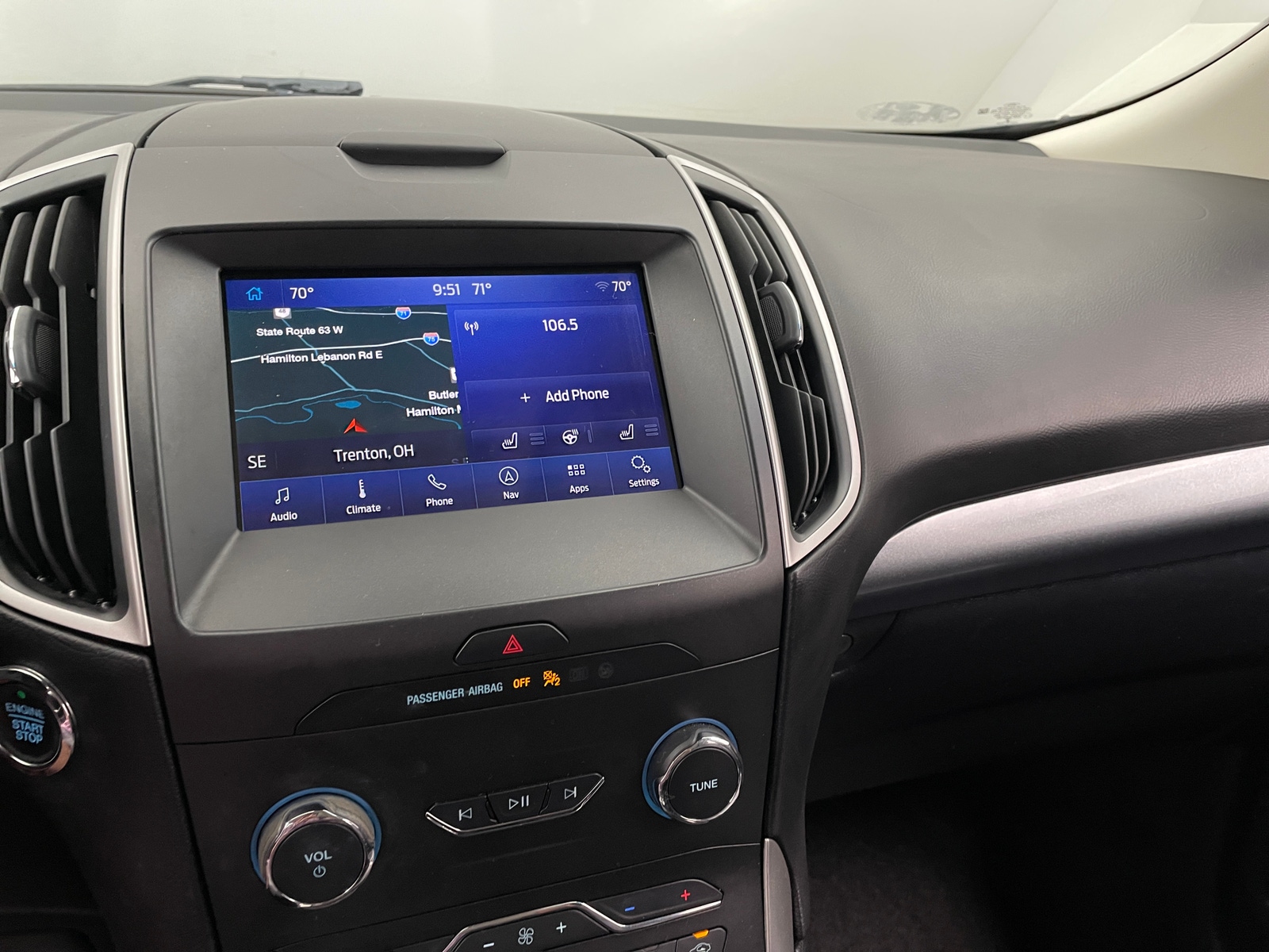 Thumbnail: 2019 Ford Edge - 3