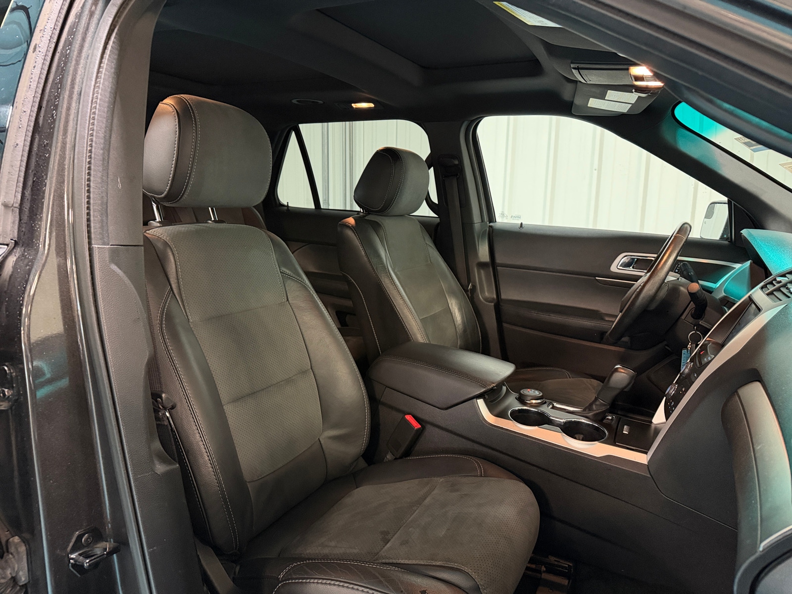 Thumbnail: 2015 Ford Explorer - 2