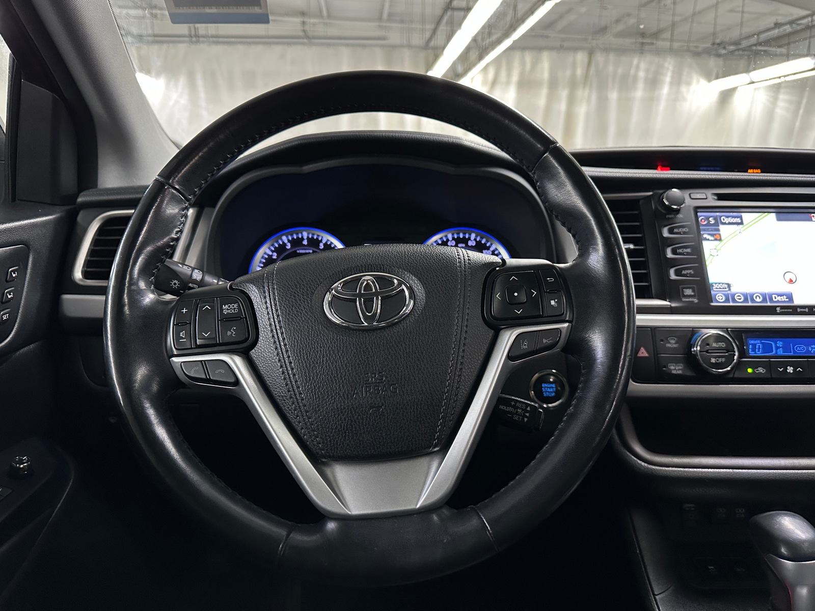 Thumbnail: 2018 Toyota Highlander - 4
