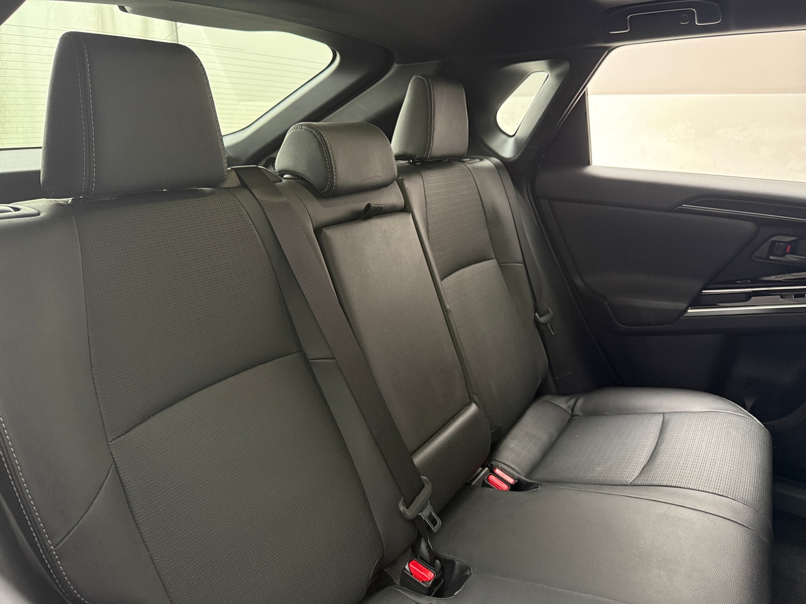 Thumbnail: 2023 Subaru Solterra - 5