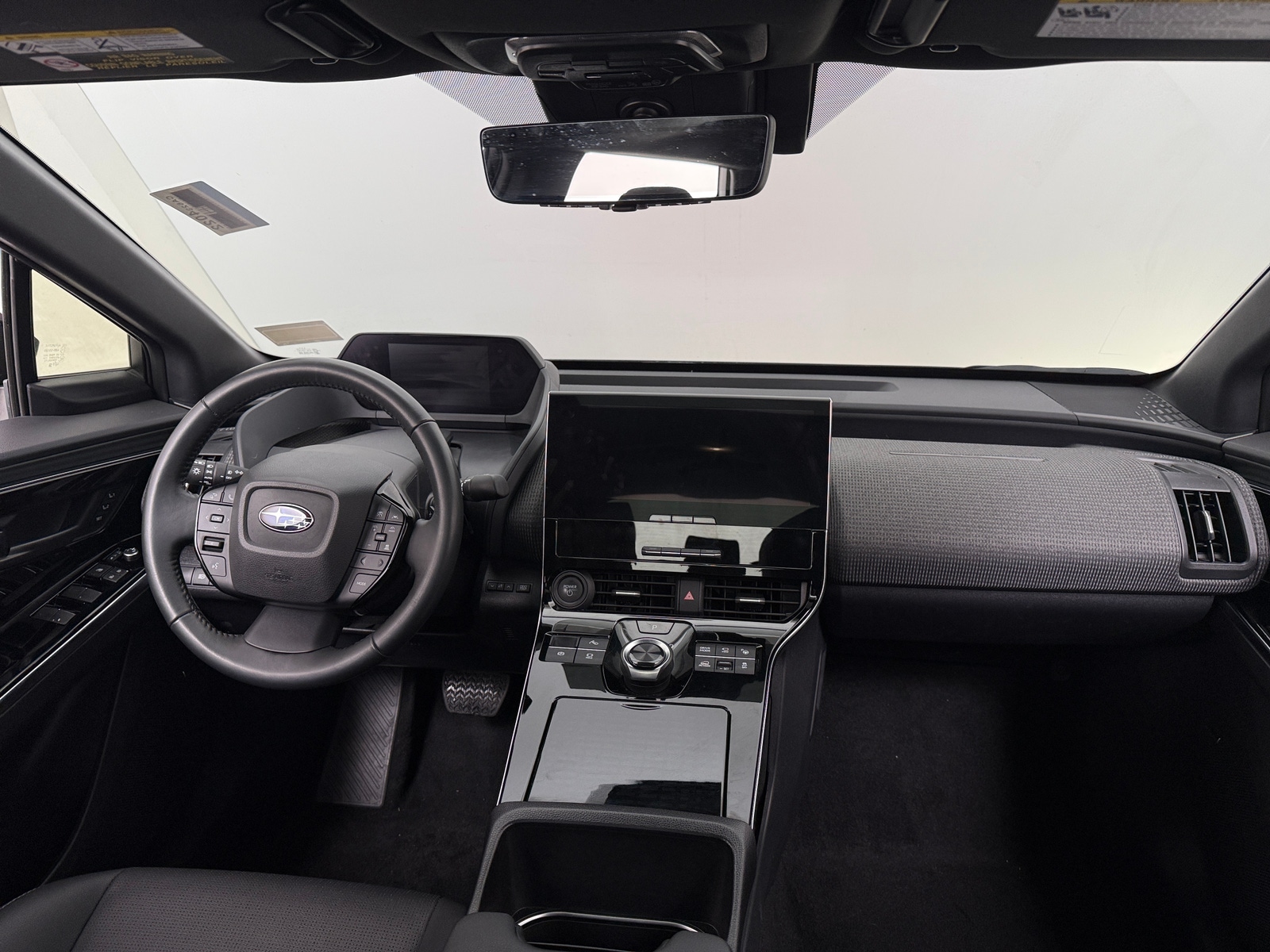 Thumbnail: 2023 Subaru Solterra - 2