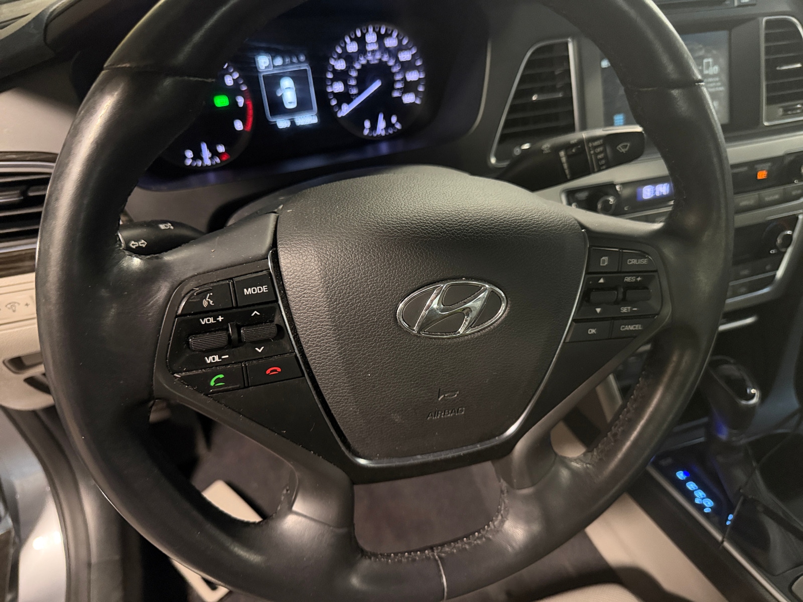 Thumbnail: 2016 Hyundai Sonata - 4