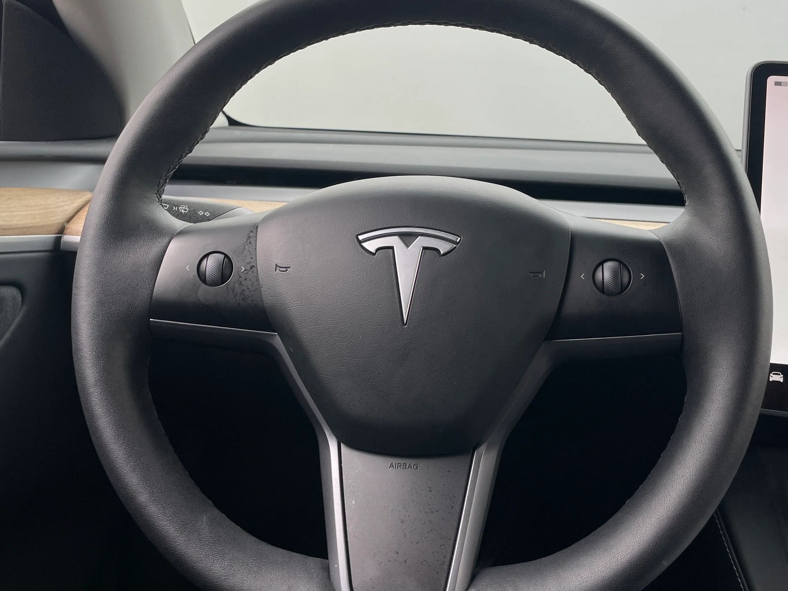 Thumbnail: 2023 Tesla Model Y - 4