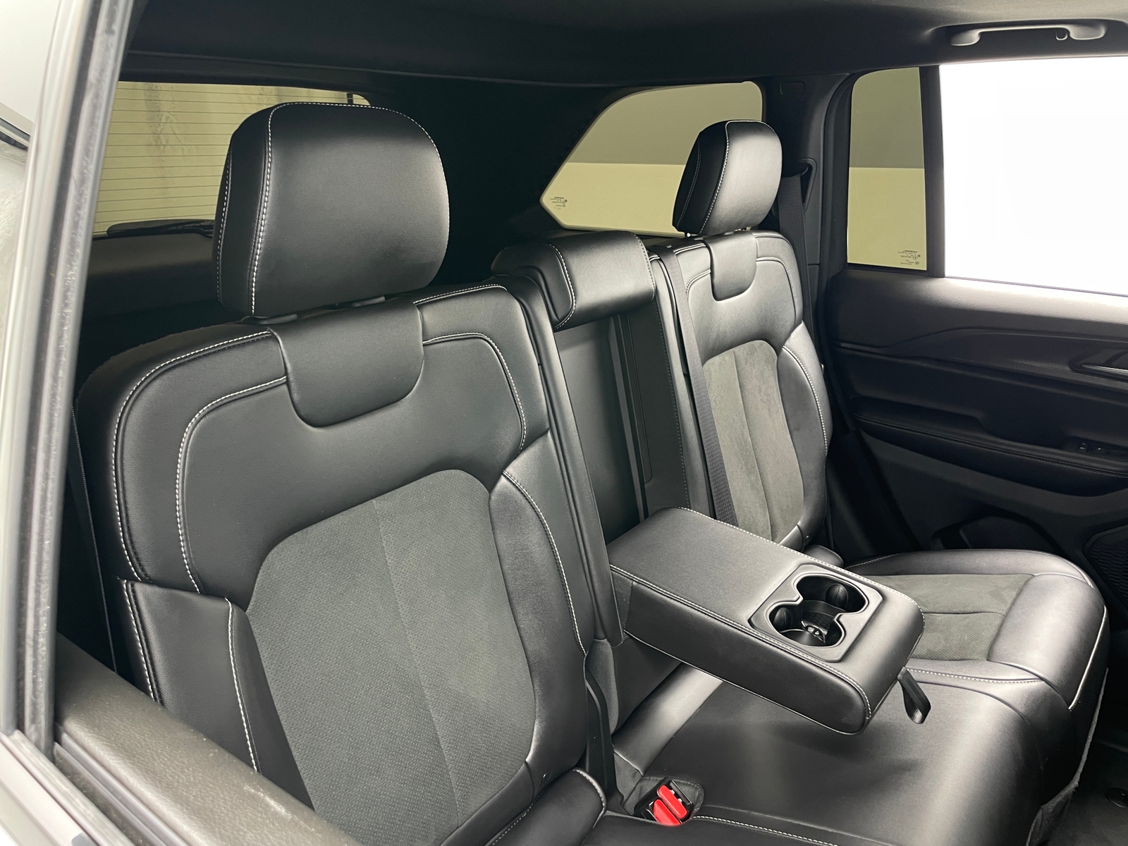 Thumbnail: 2025 Jeep Grand Cherokee - 5