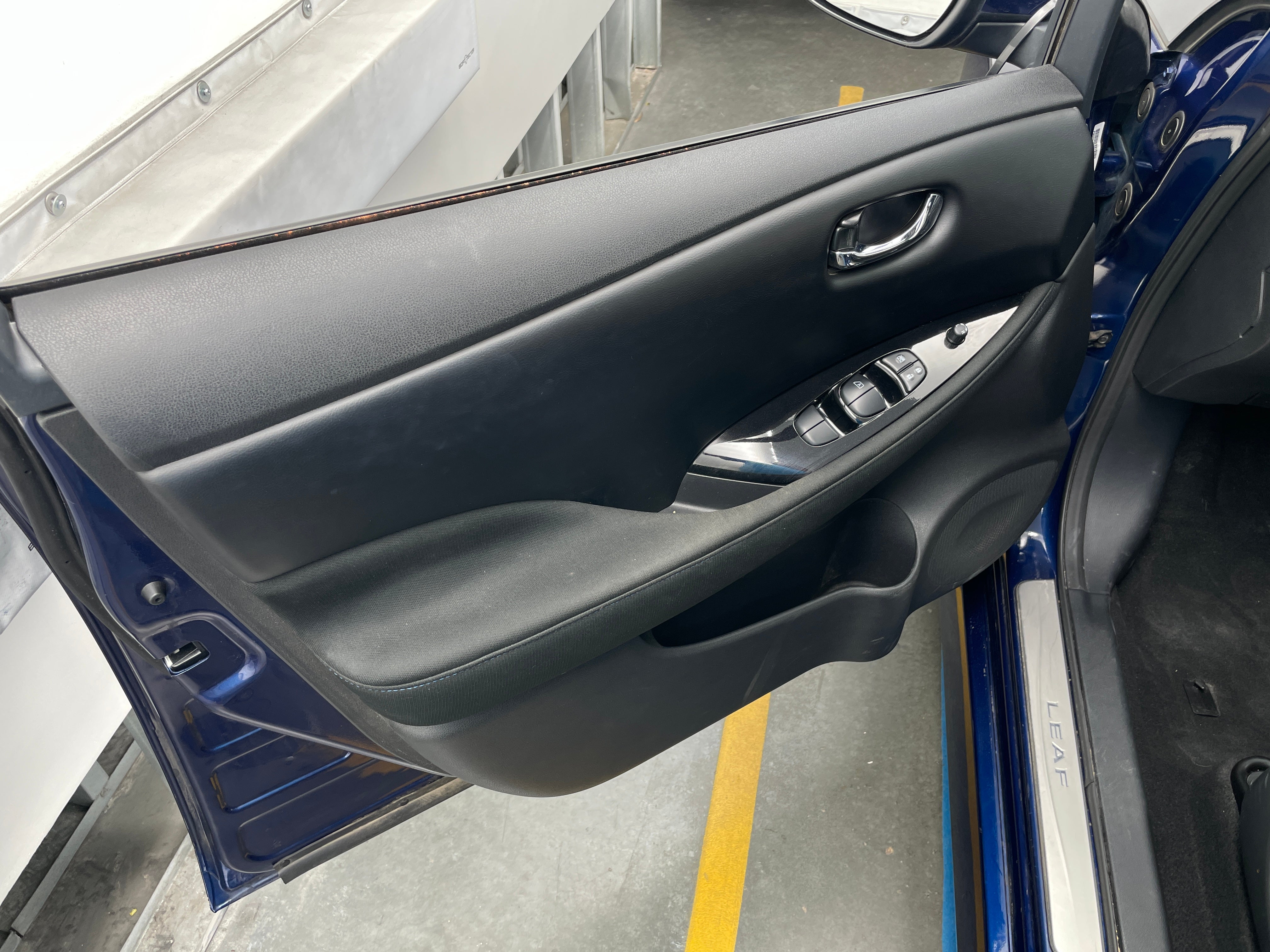 Used 2025 Nissan Leaf SV PLUS with VIN 1N4CZ1CVXSC559160 for sale in Auburn, WA