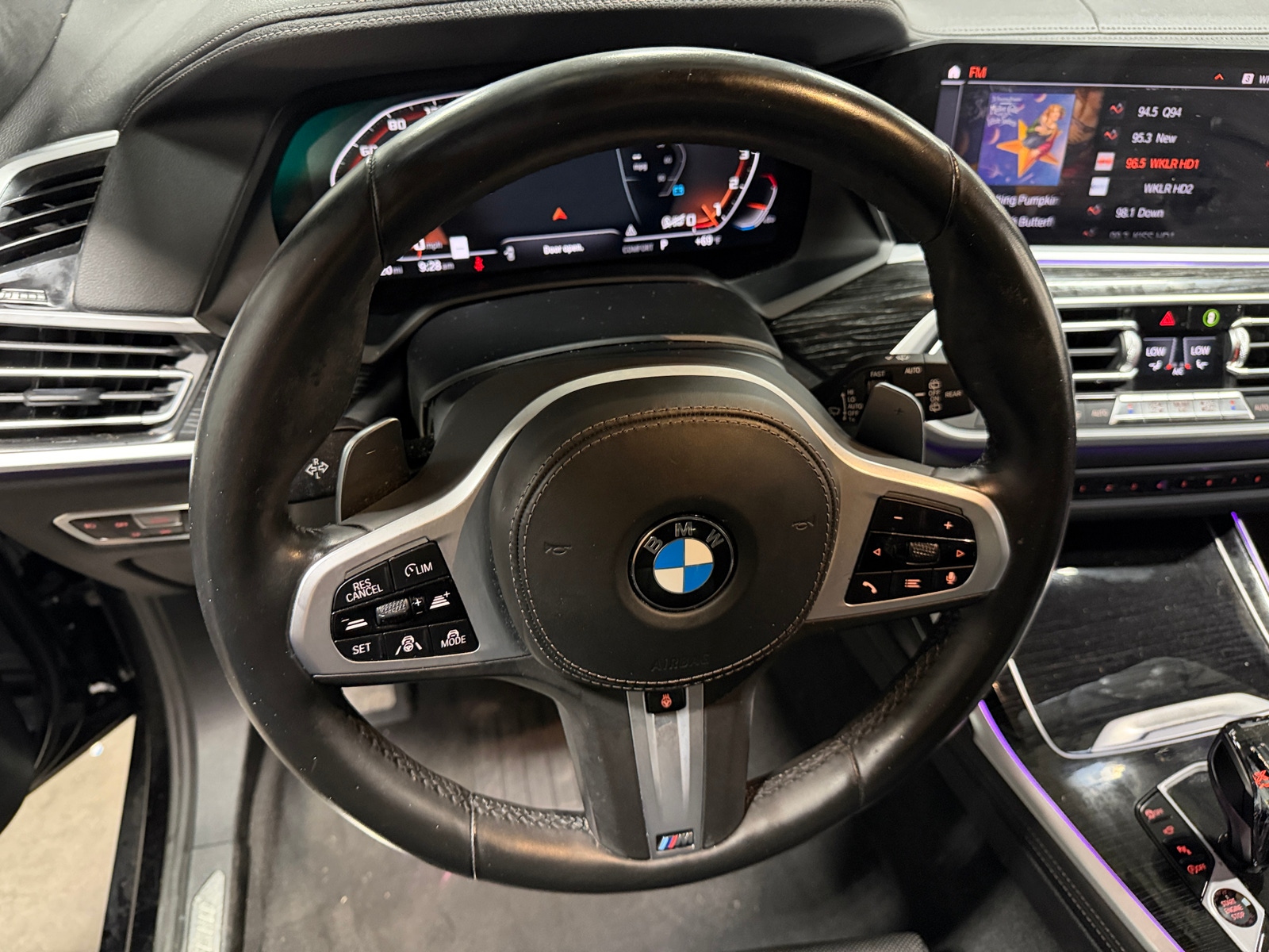 Thumbnail: 2021 BMW X7 - 4