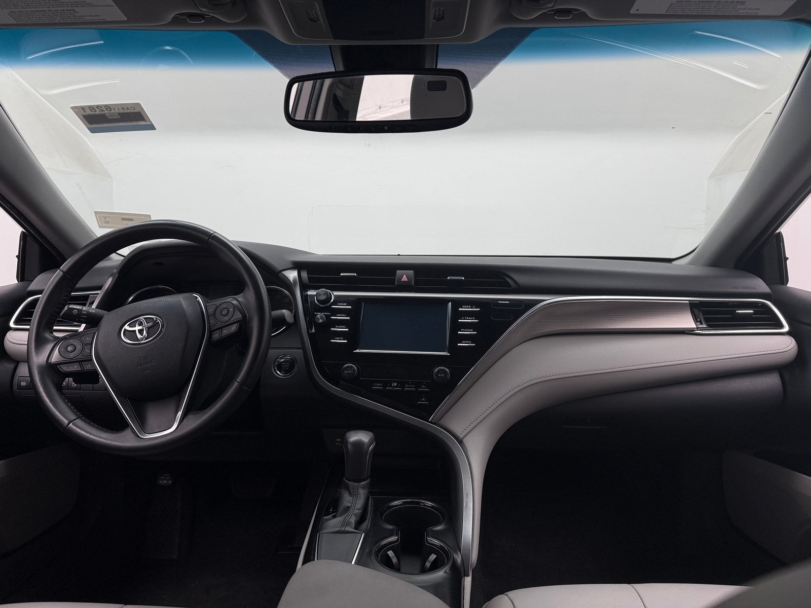 Thumbnail: 2018 Toyota Camry - 3