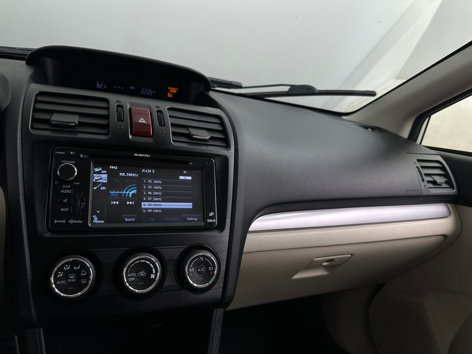 Thumbnail: 2014 Subaru XV Crosstrek - 3