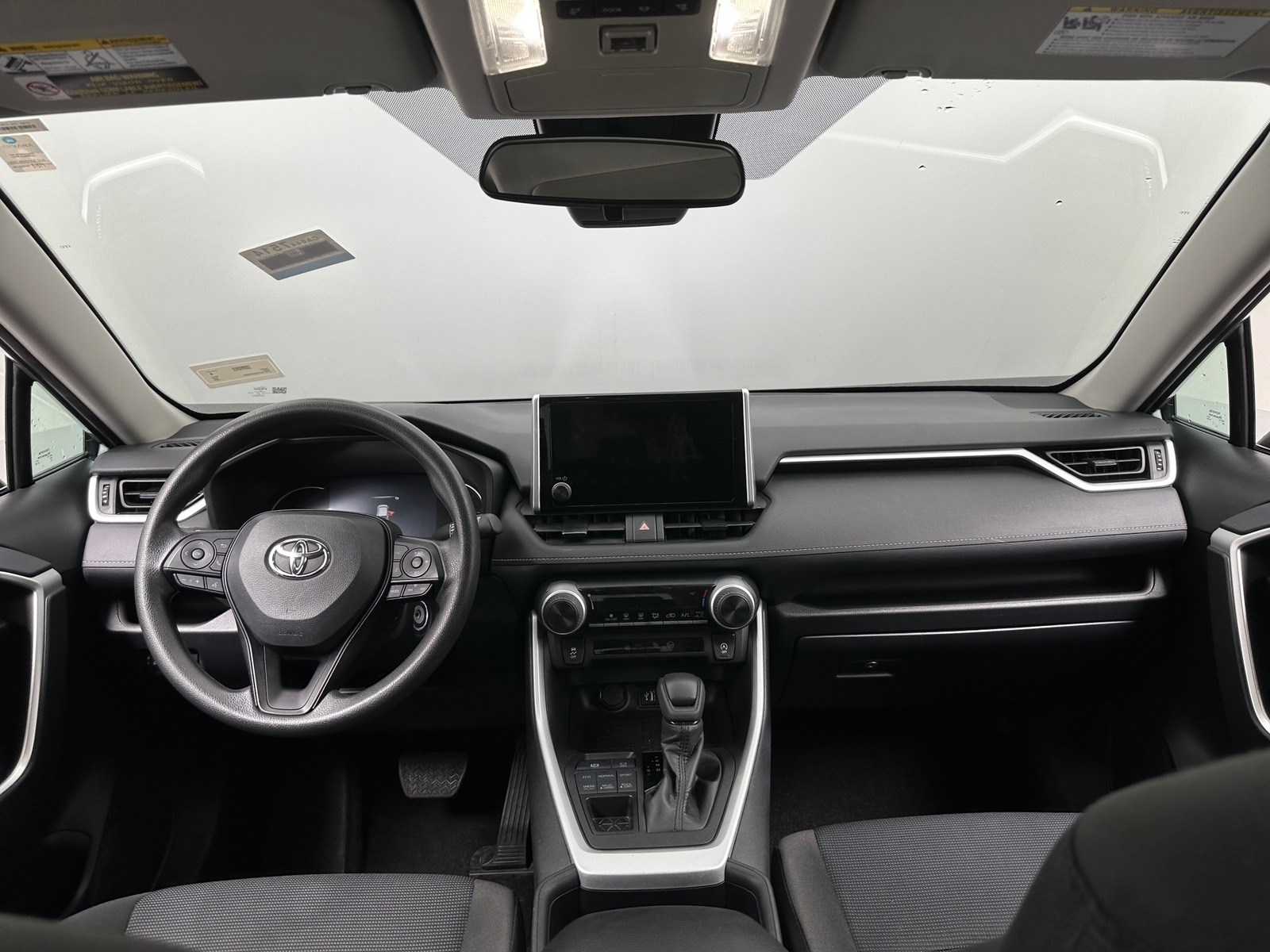 Thumbnail: 2025 Toyota RAV4 - 3