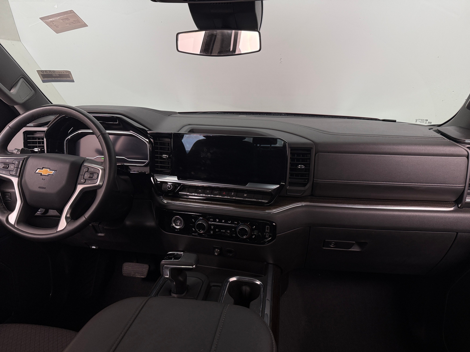 Thumbnail: 2024 Chevrolet Silverado 1500 - 3