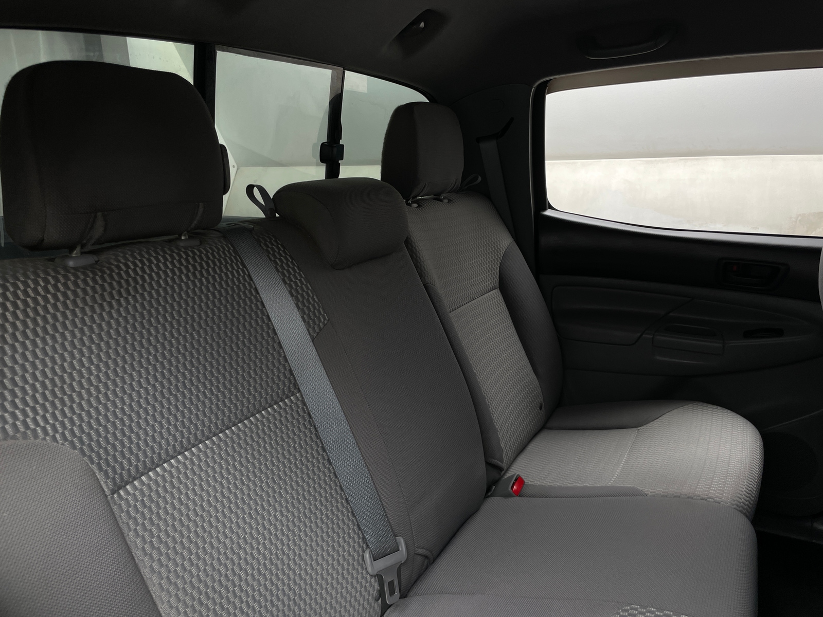 Thumbnail: 2015 Toyota Tacoma - 6