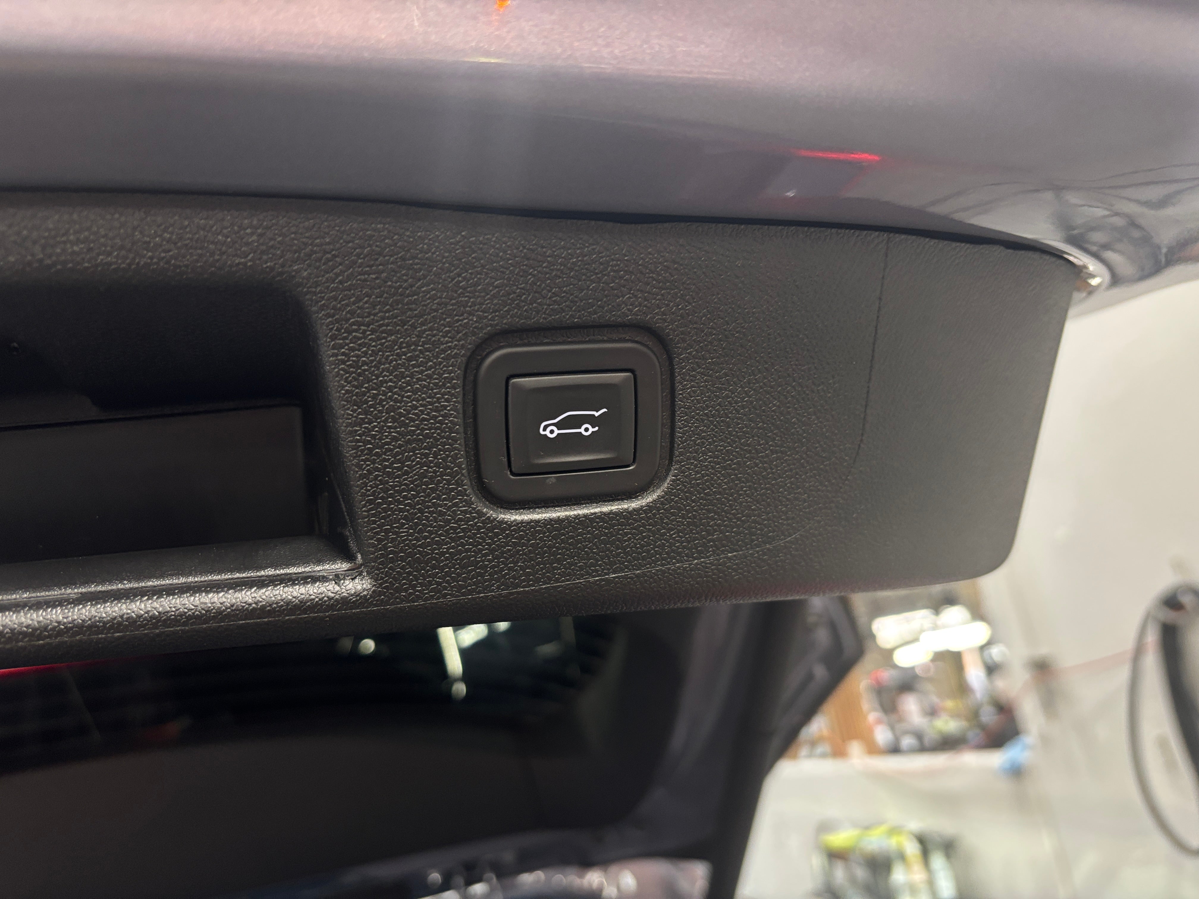 Used 2024 Chevrolet Blazer EV LT with VIN 3GNKDBRJ0RS251506 for sale in Oak Creek, WI