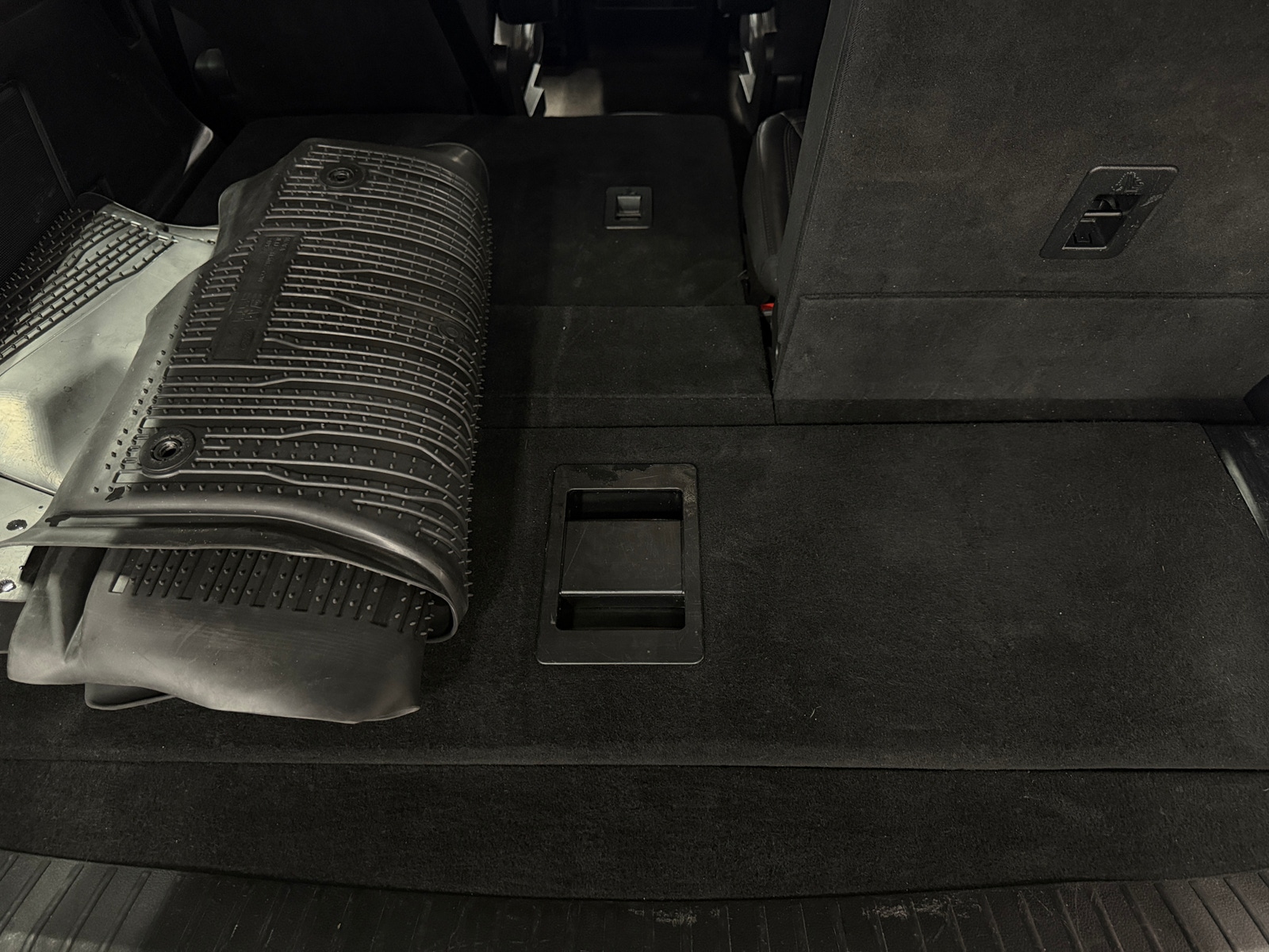 Thumbnail: 2021 Ford Expedition - 6