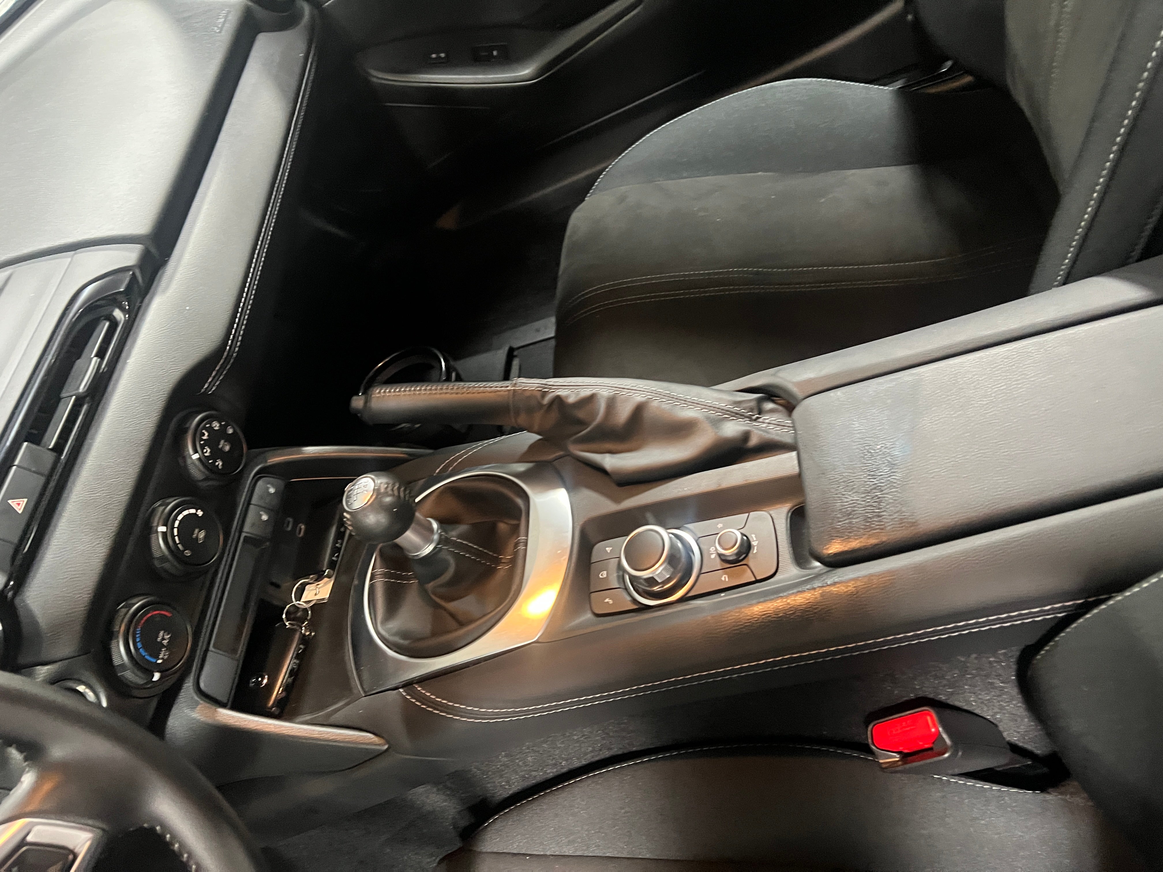 2025 Mazda MX-5 Miata Club
