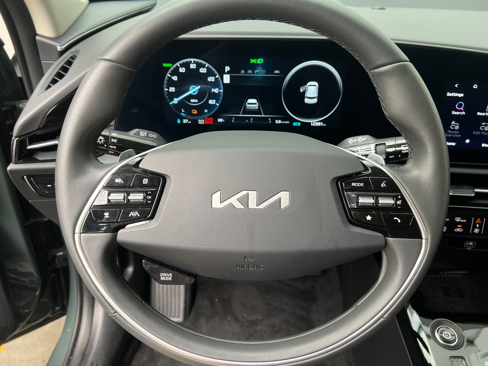 Thumbnail: 2024 Kia Niro - 4