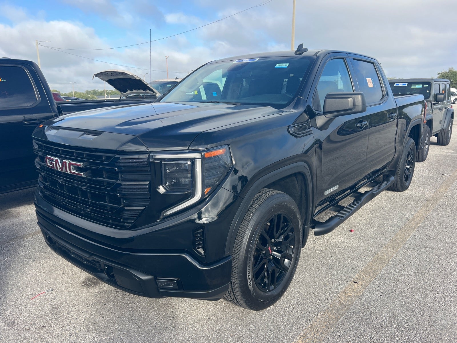 2023 GMC Sierra 1500 2WD Crew Cab 147" Elevation