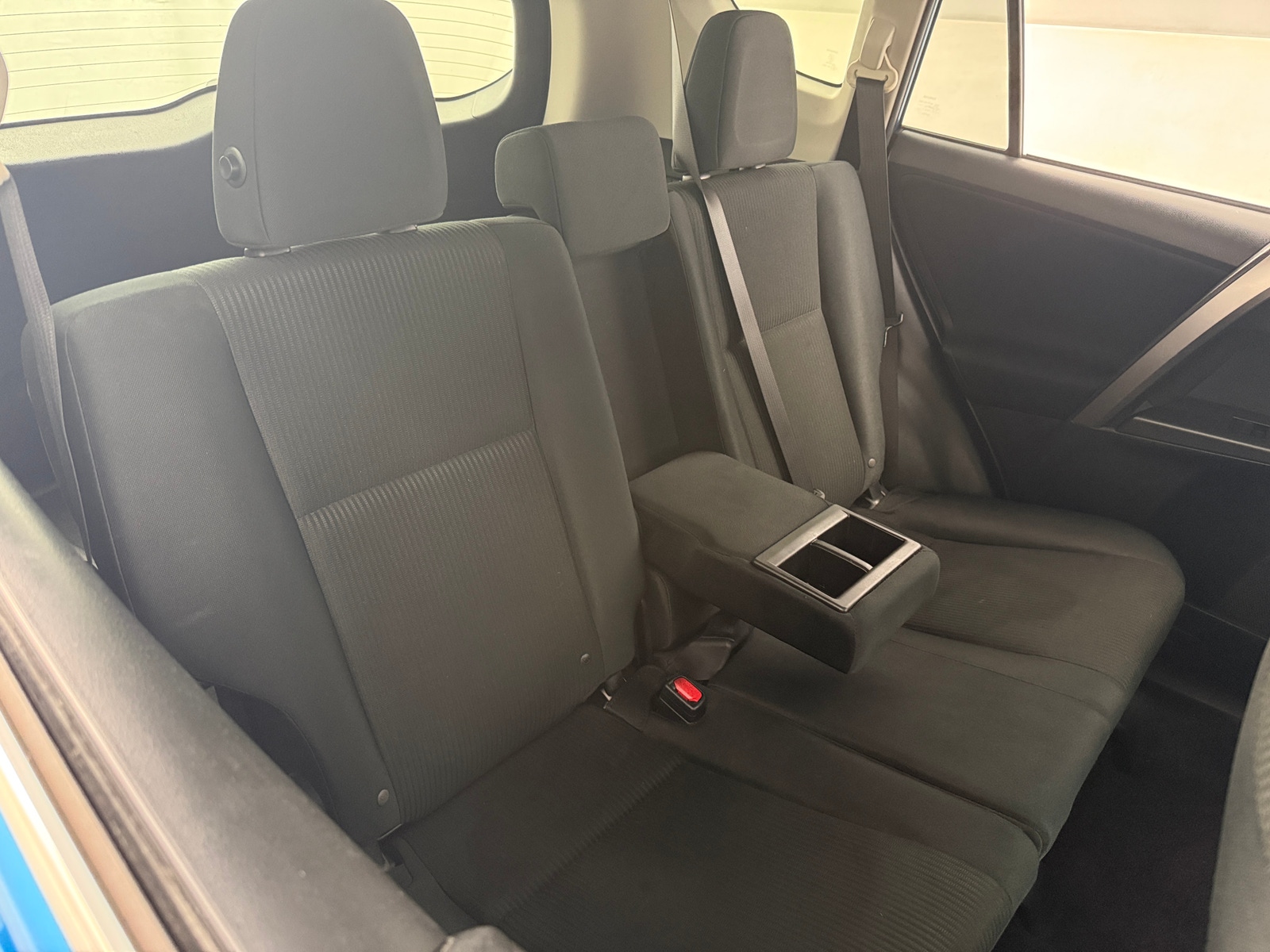 Thumbnail: 2018 Toyota RAV4 - 6