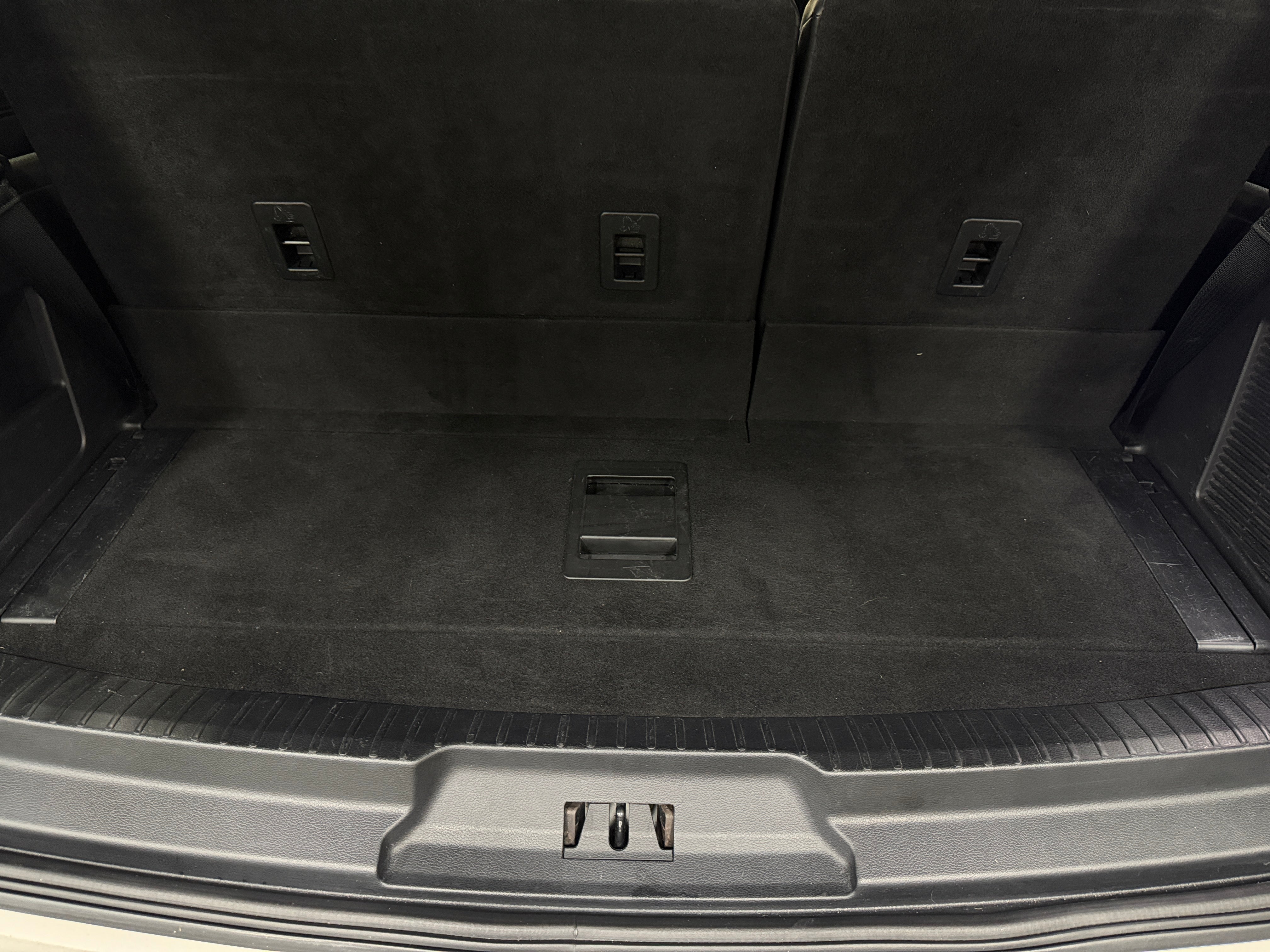 1FMJU1LT6JEA60711