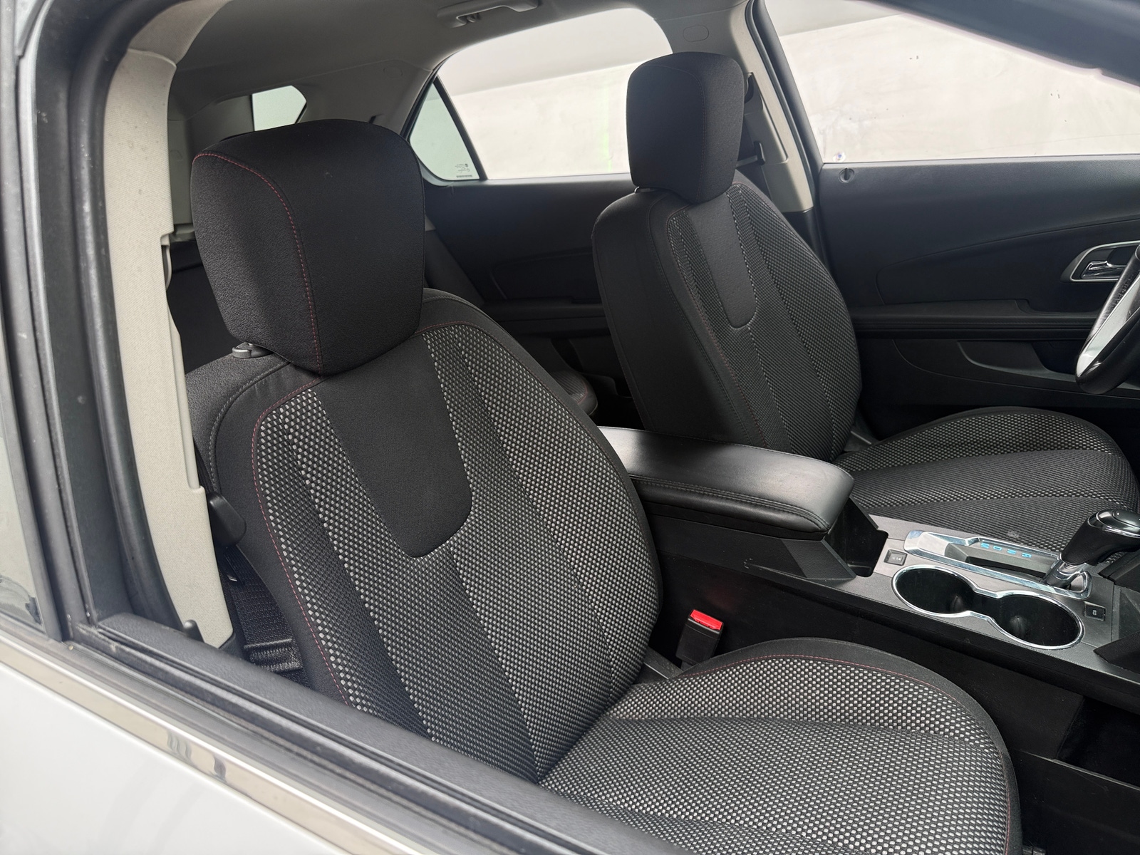 Thumbnail: 2017 Chevrolet Equinox - 2