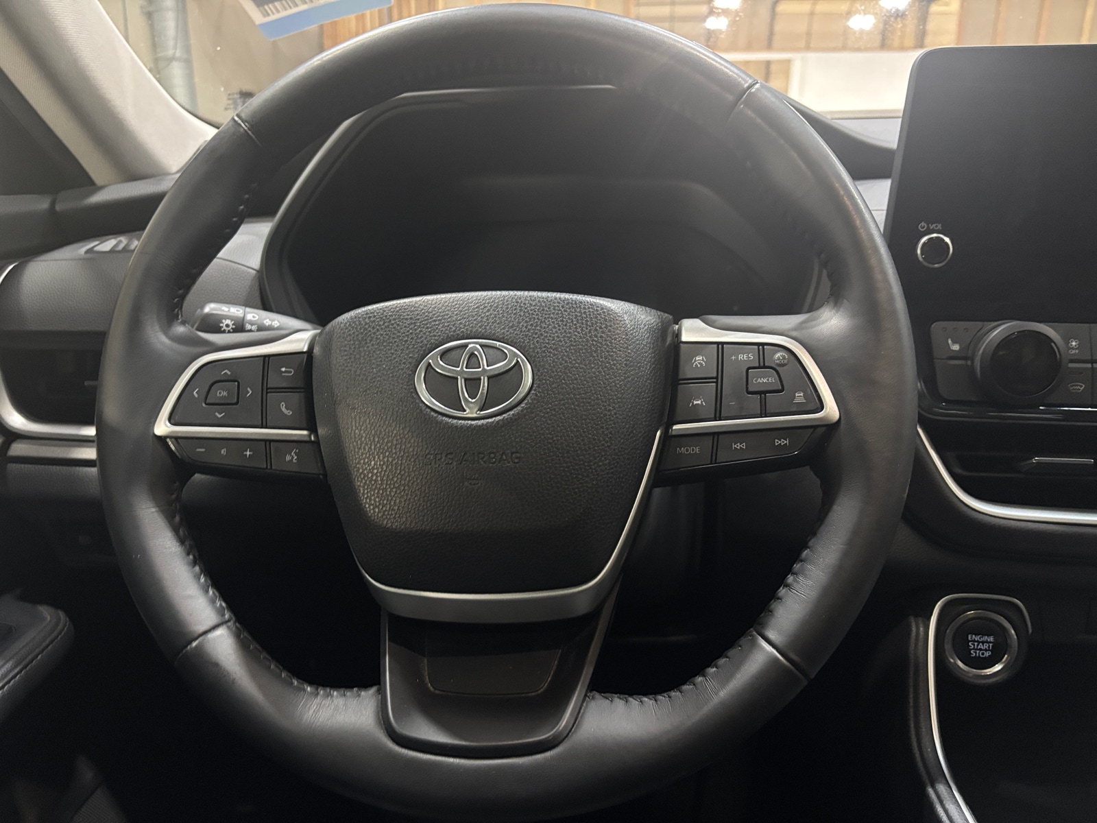 Thumbnail: 2024 Toyota Grand Highlander - 4