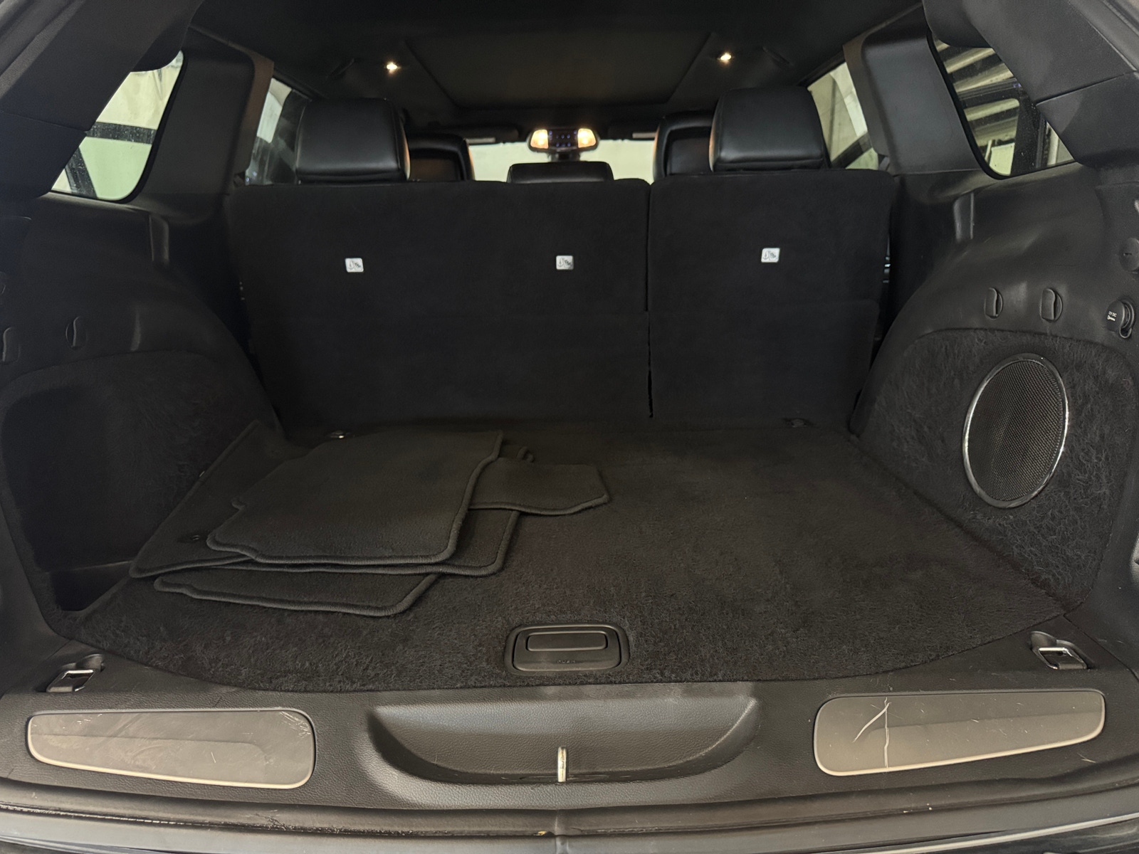 Thumbnail: 2019 Jeep Grand Cherokee - 6