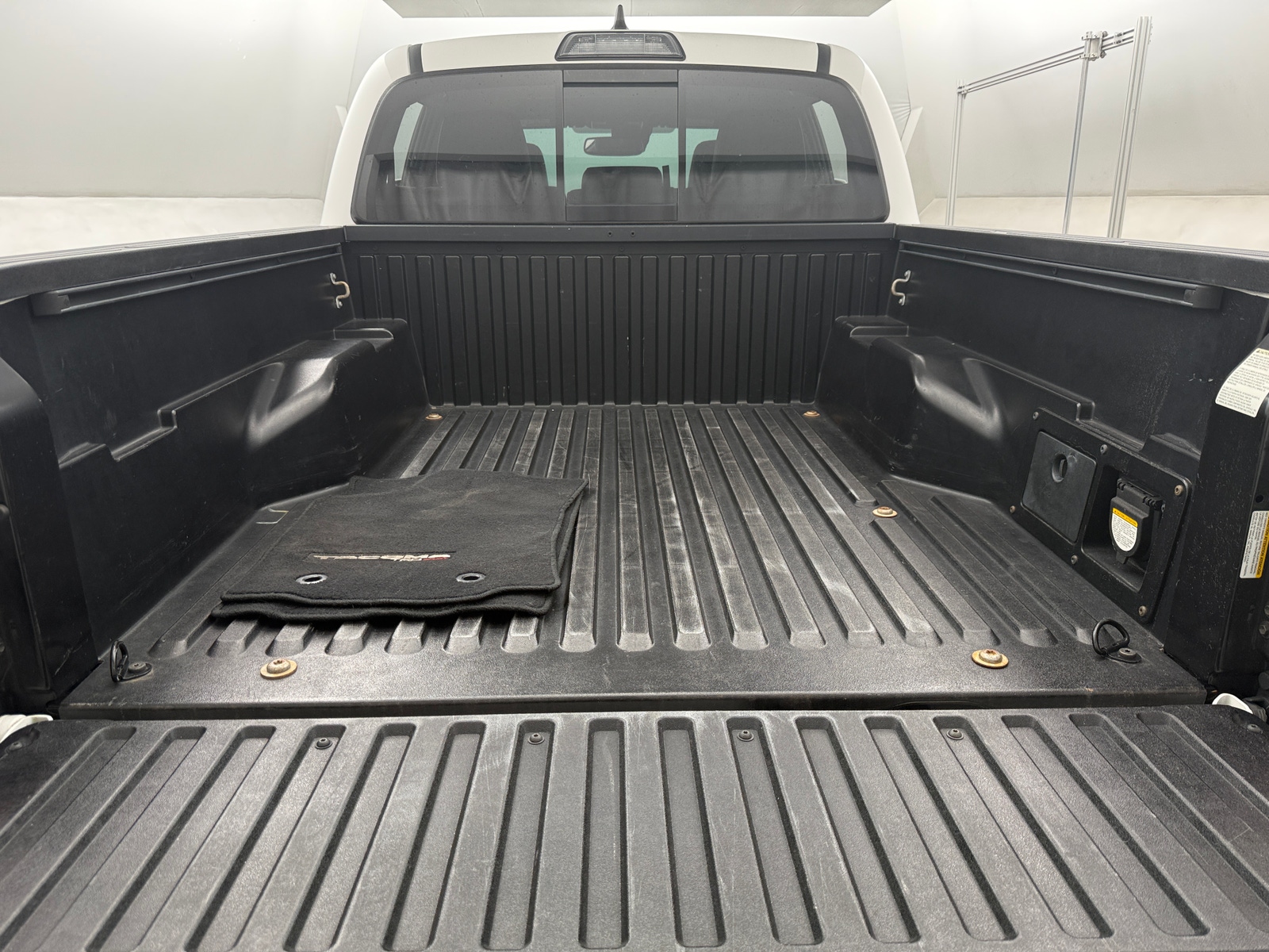 Thumbnail: 2019 Toyota Tacoma - 7