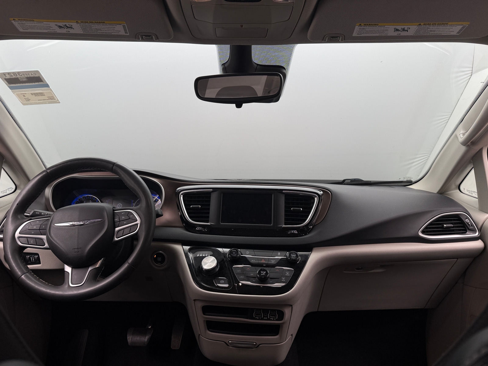 Thumbnail: 2023 Chrysler Voyager - 3
