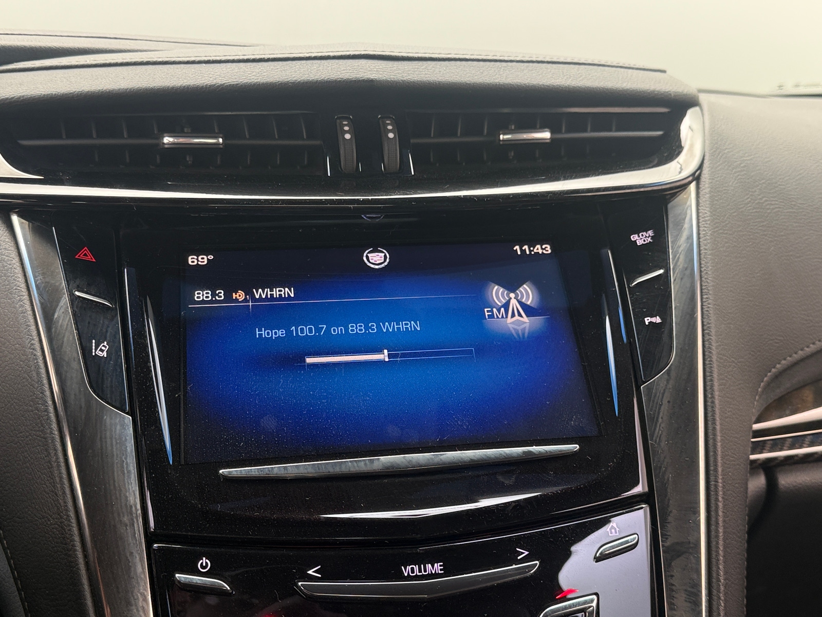 Thumbnail: 2014 Cadillac ELR - 2