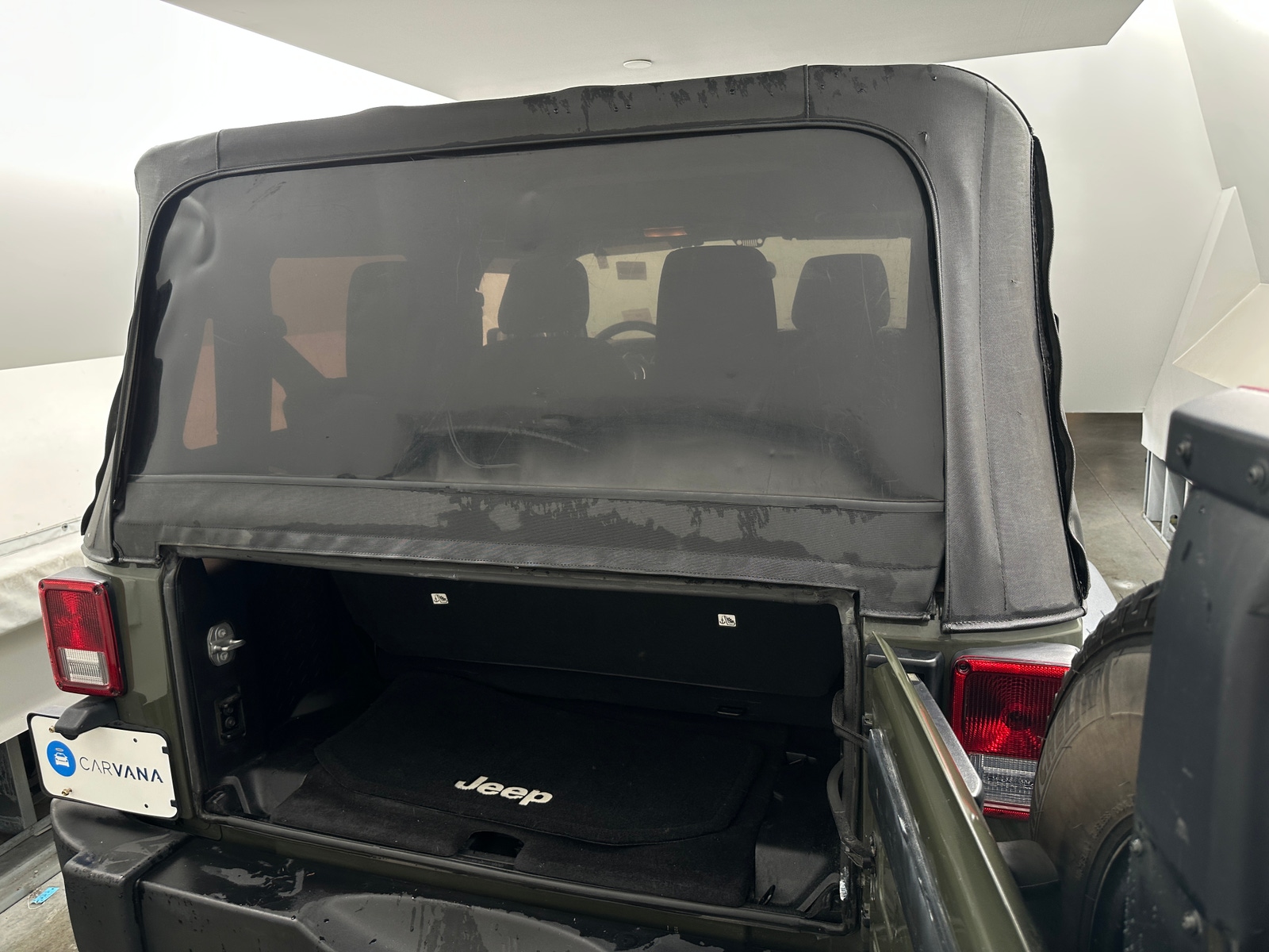 Thumbnail: 2015 Jeep Wrangler - 6